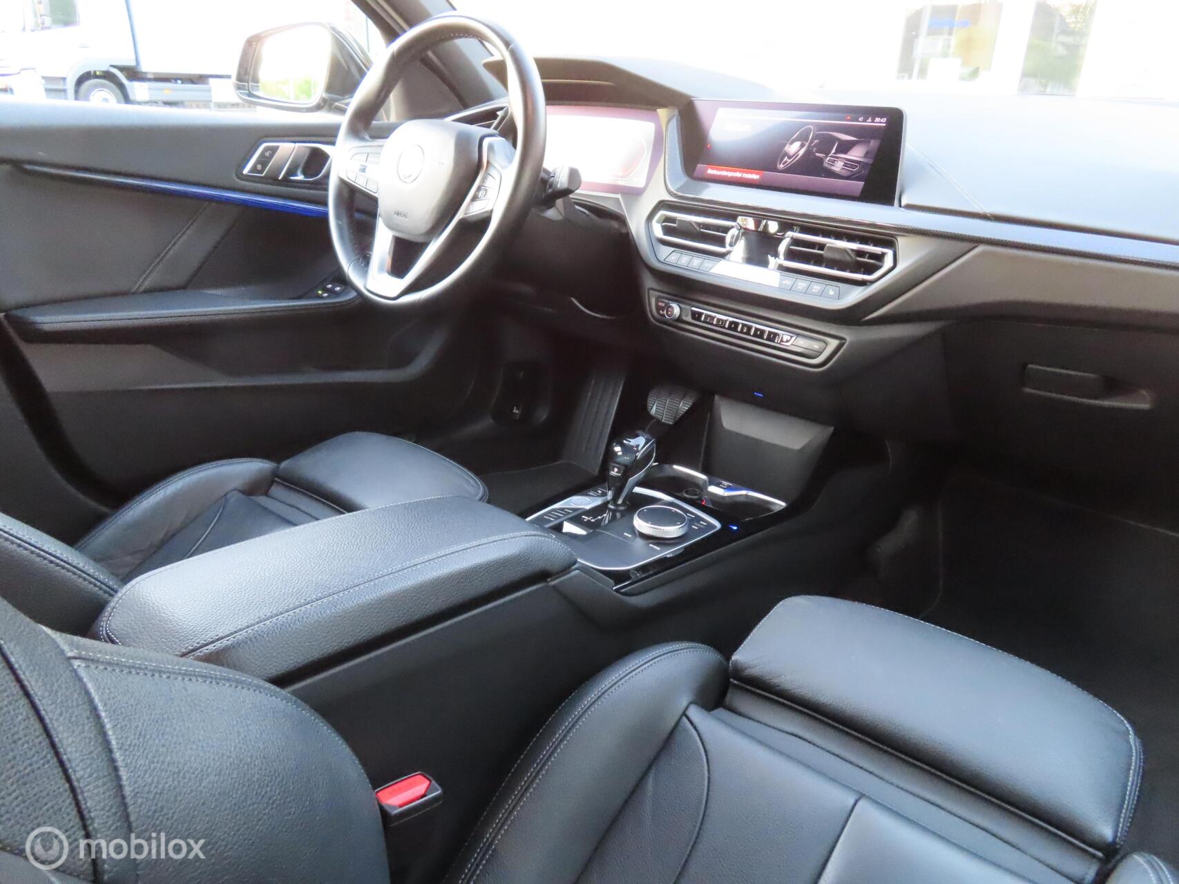 Foto van BMW 118i