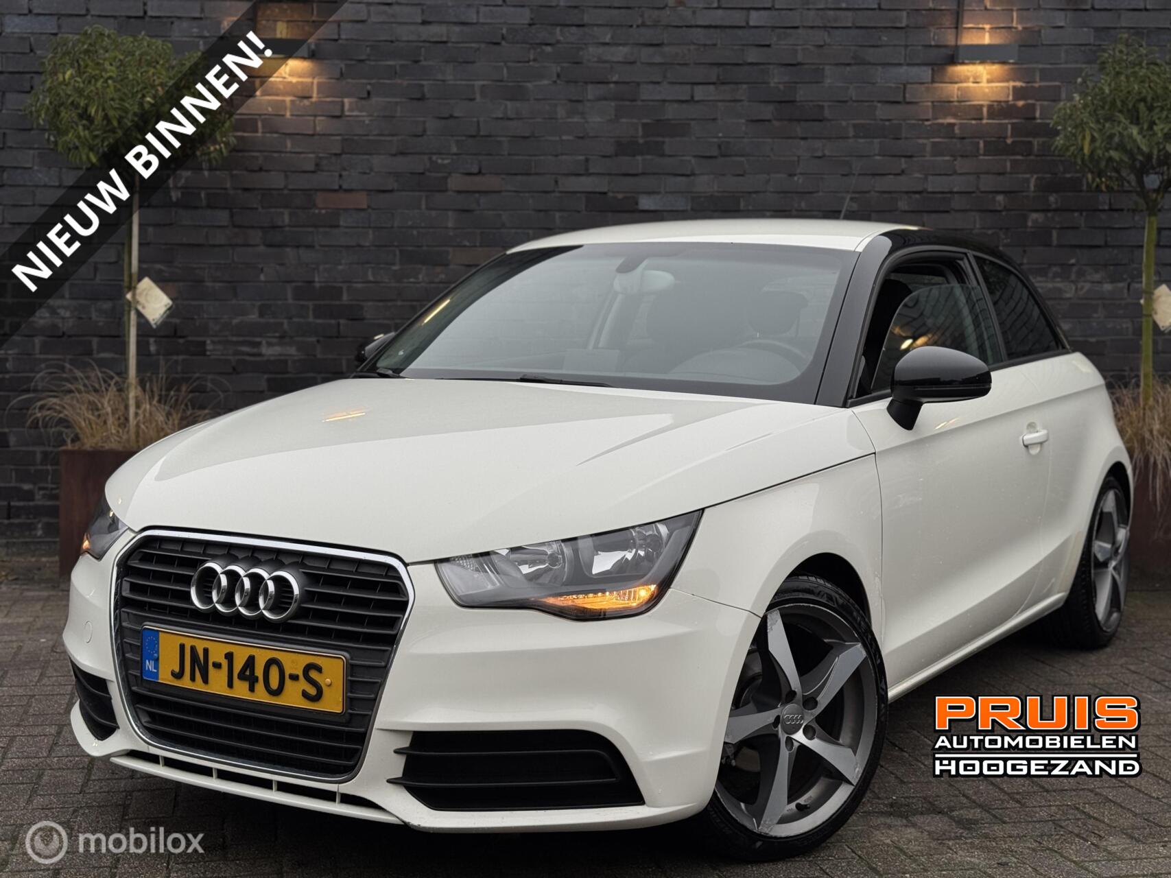 Audi A1 1.2 TFSI Ambition -MMI-STOELVERW- *INRUIL MOGELIJK* 2011 - voorkant