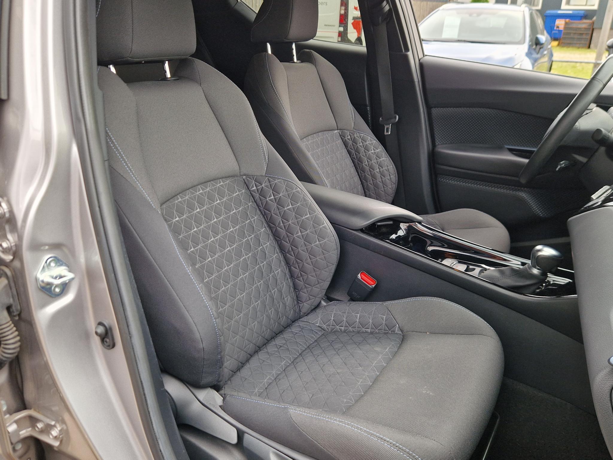 Foto van Toyota Toyota C-hr