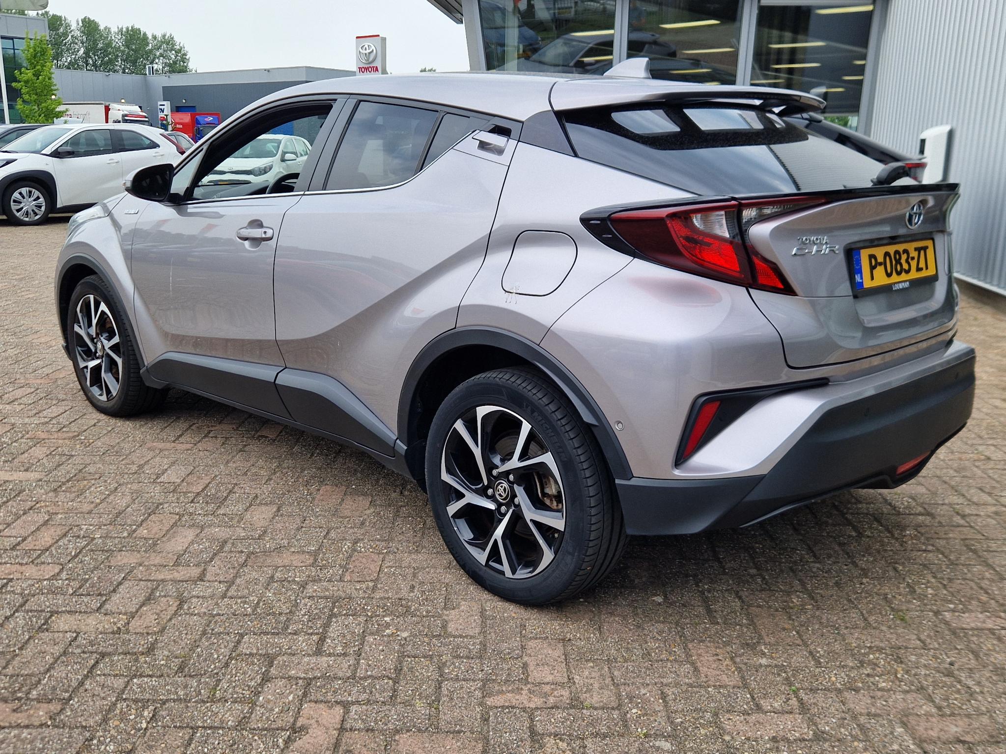 Foto van Toyota Toyota C-hr