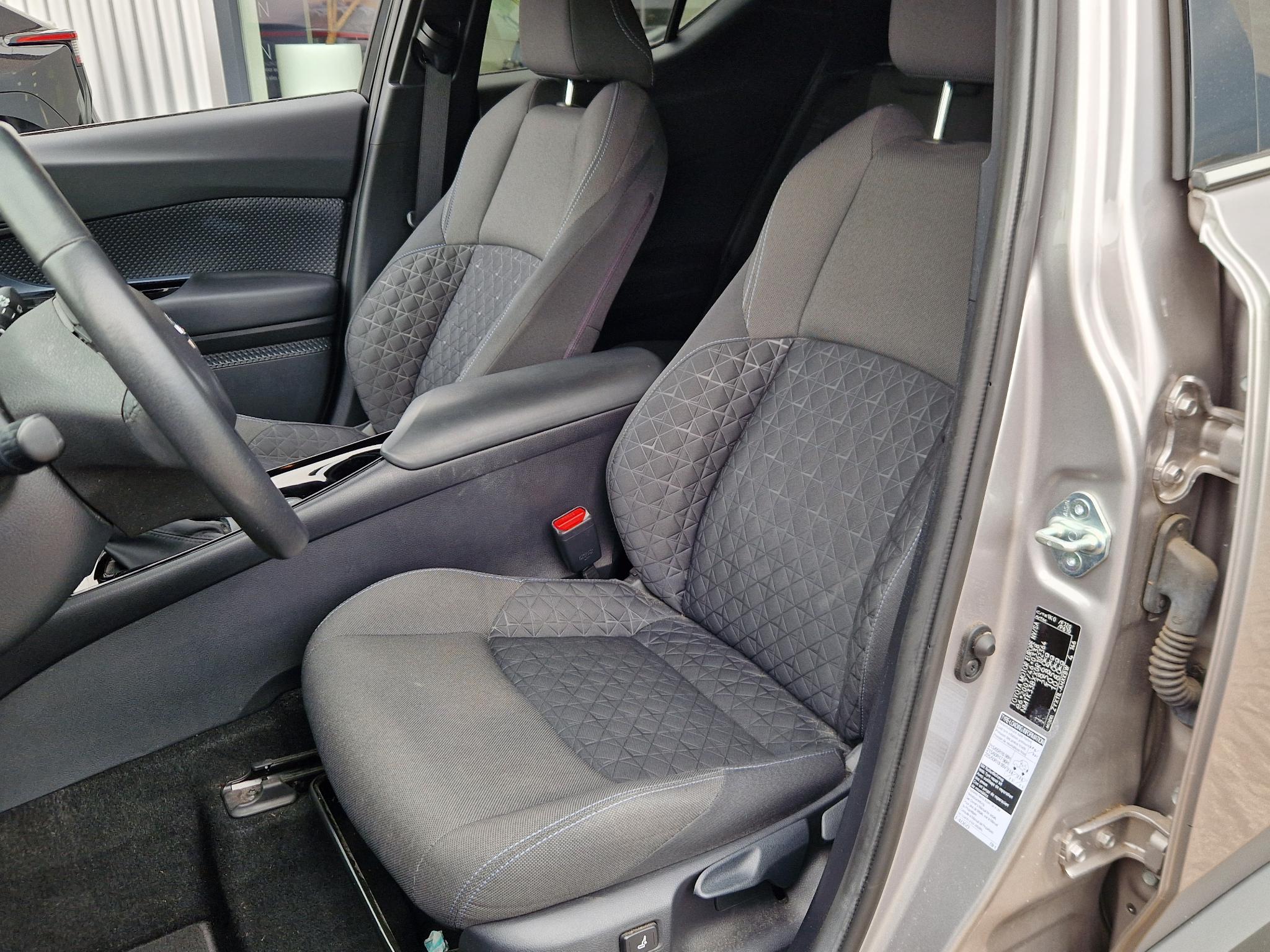 Foto van Toyota Toyota C-hr