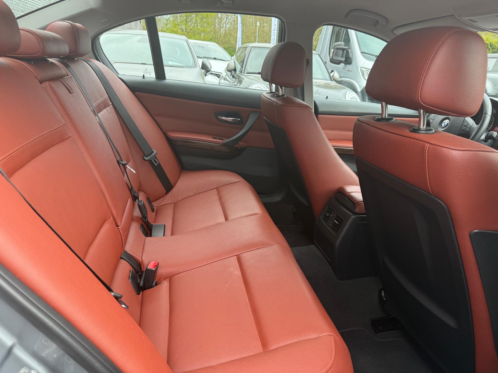 Foto van BMW 325i
