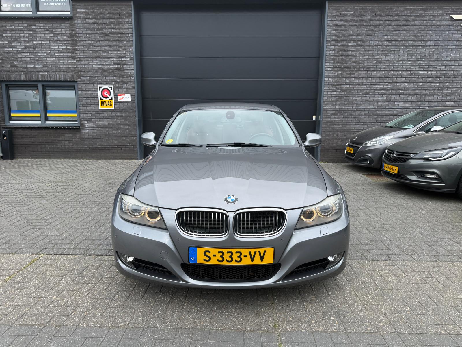 Foto van BMW 325i
