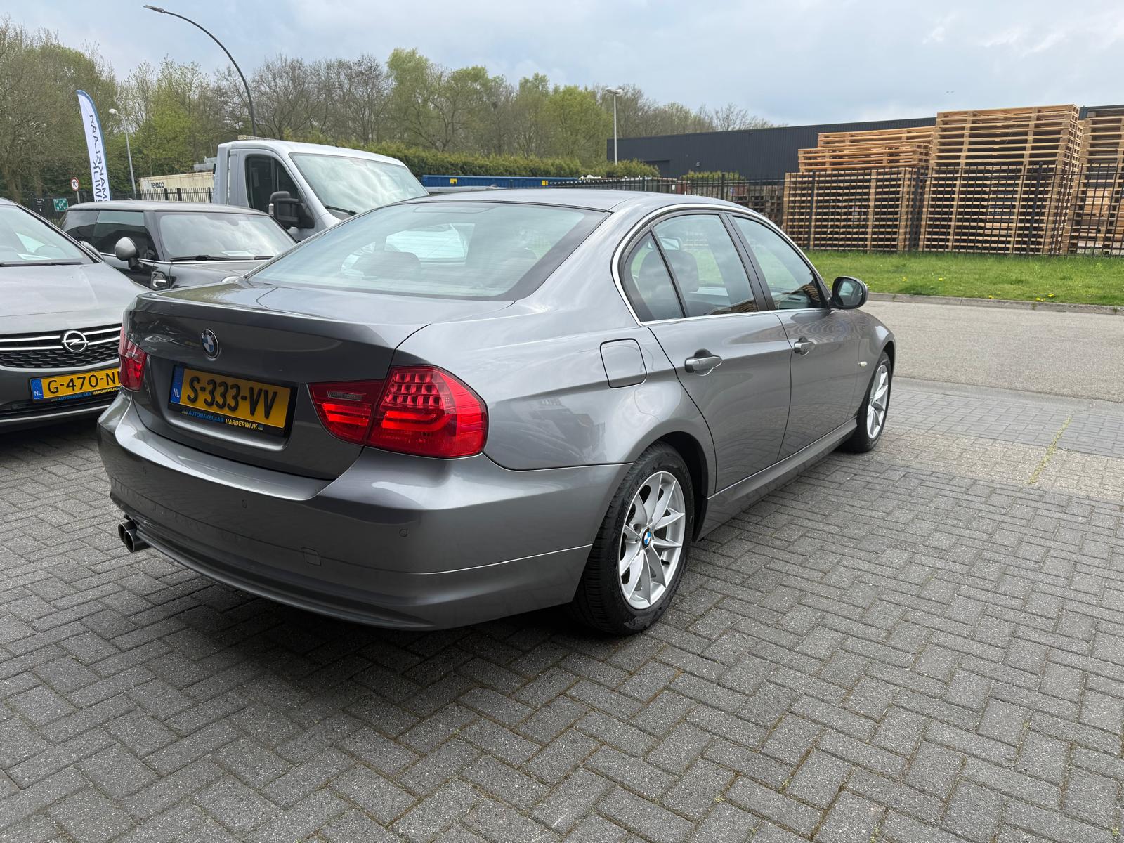 Foto van BMW 325i