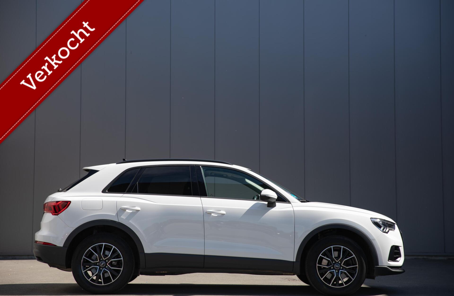Audi Q3 E-tron 45 TFSI e edition S line|Trekhaak|Panorama|LED|Keyless 2021 - voorkant