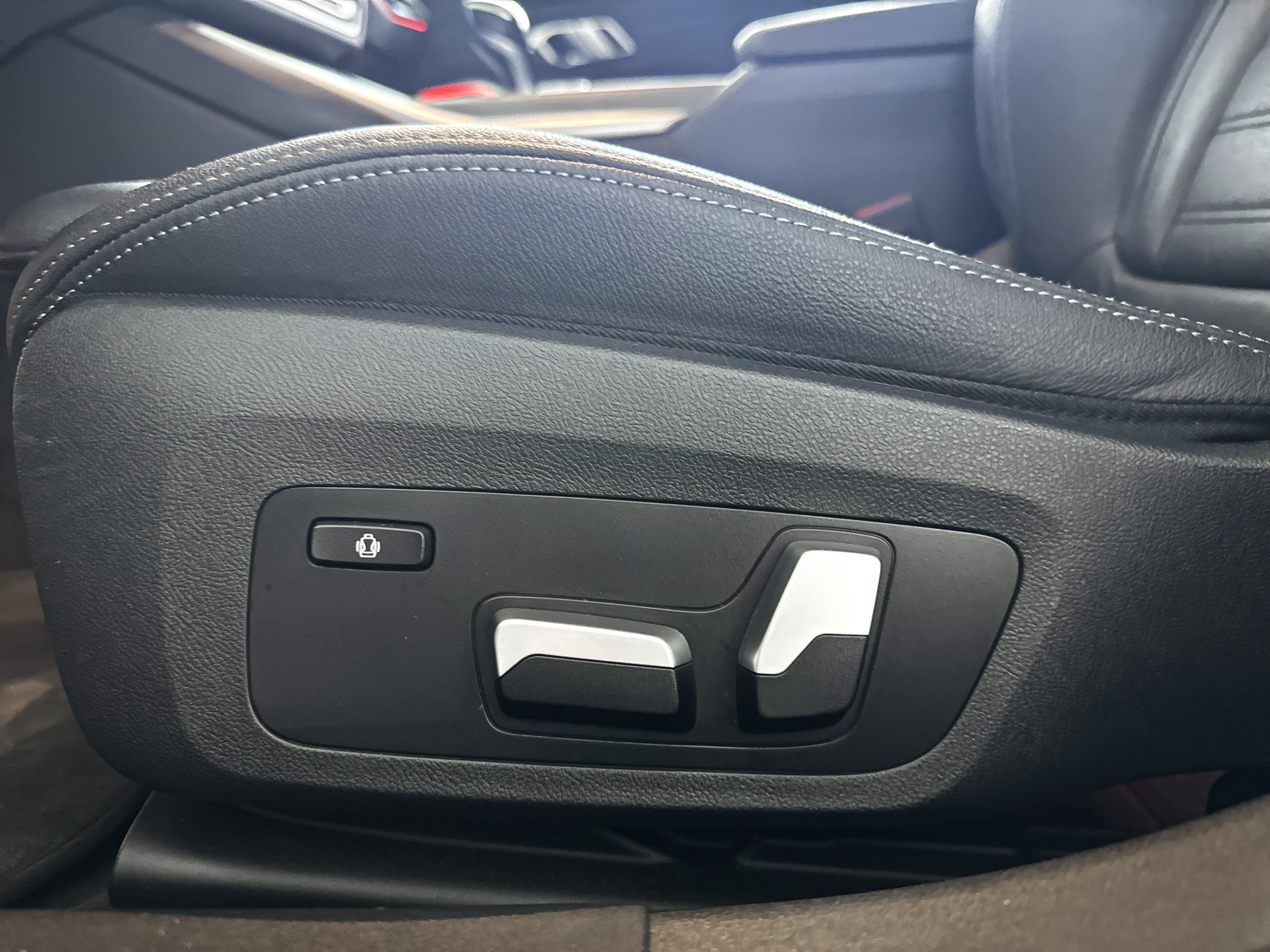 Foto van BMW 330e
