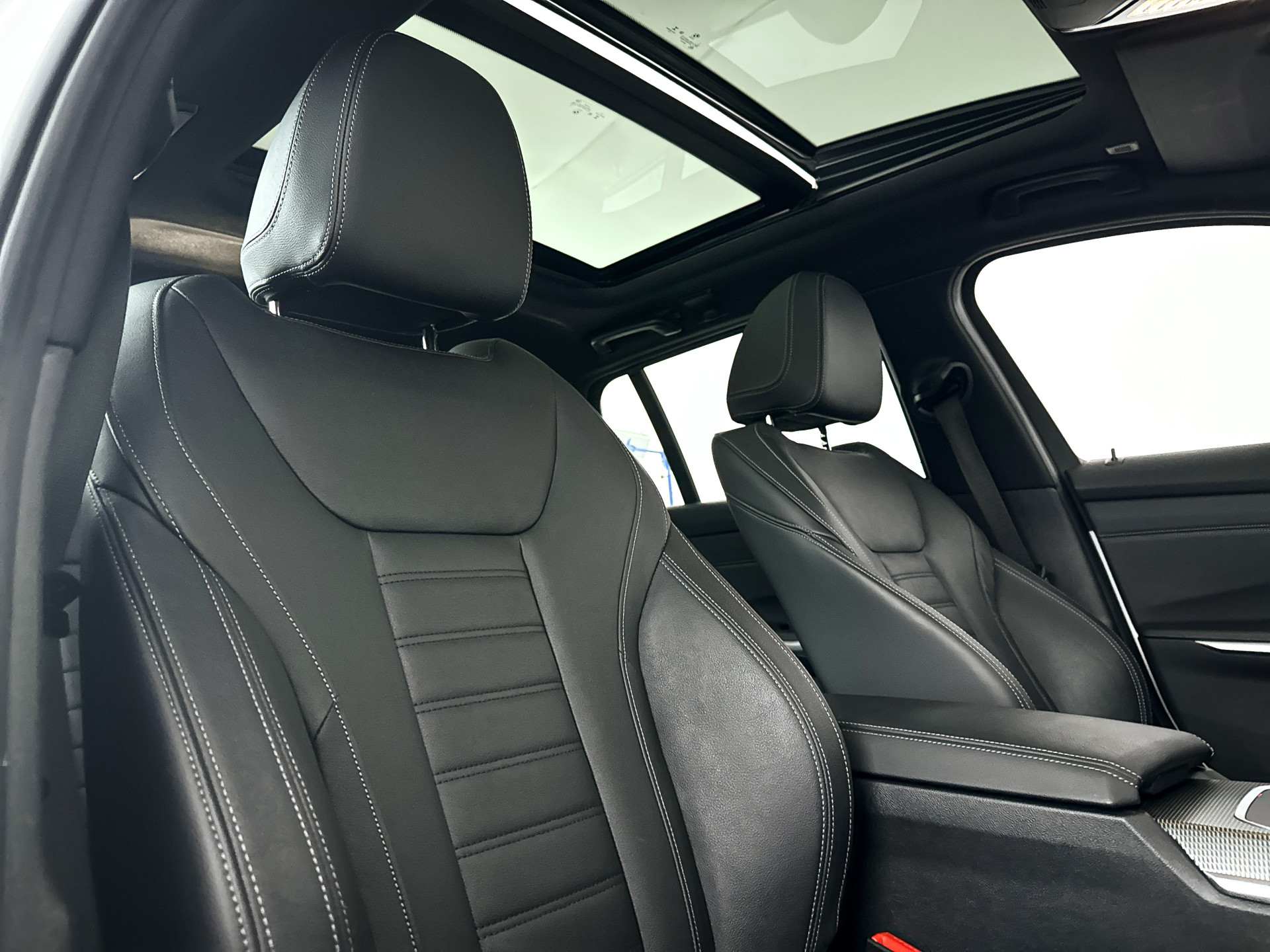 Foto van BMW 330e