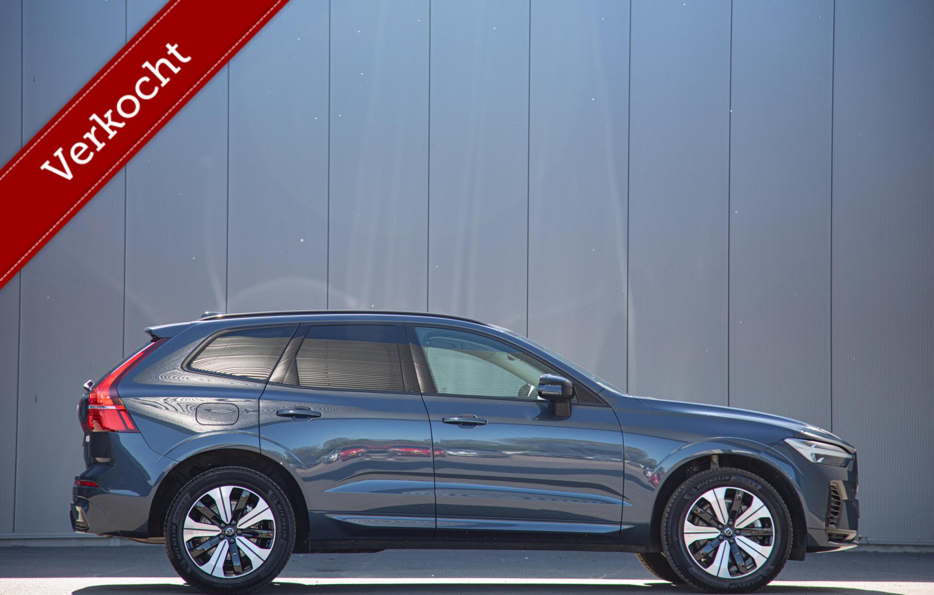 Volvo Xc60 2.0 T6 Plug-in hybrid AWD Plus Dark 2024 - voorkant
