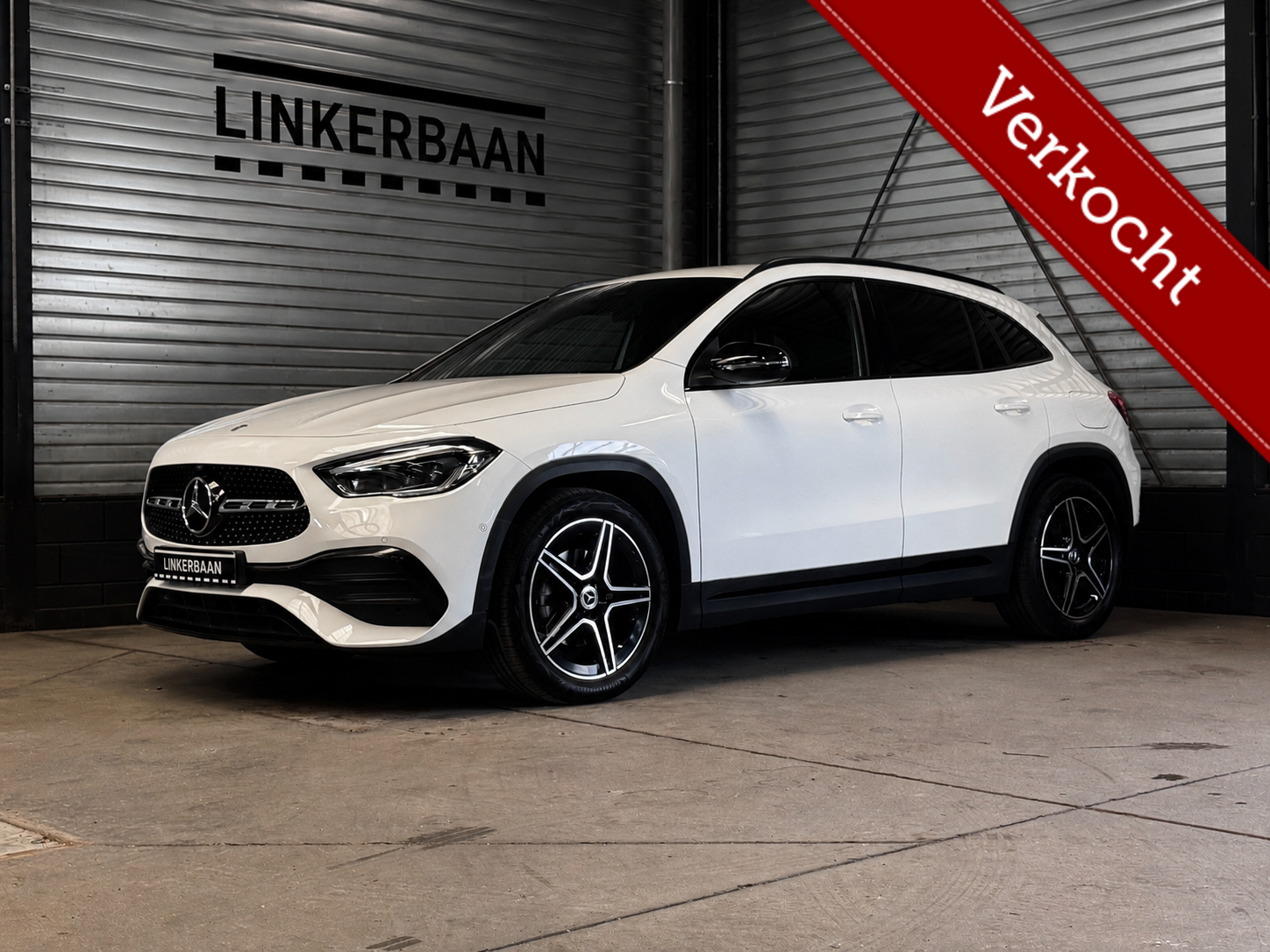 Mercedes-Benz Gla 200 200 AMG Line | MBUX | Trekhaak | Sfeer | Multibeam LED | 19 inch | 2021 - voorkant