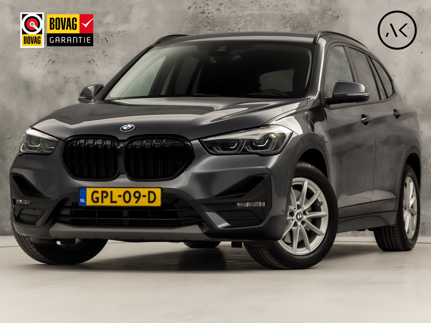 Foto van BMW X1 xDrive25e