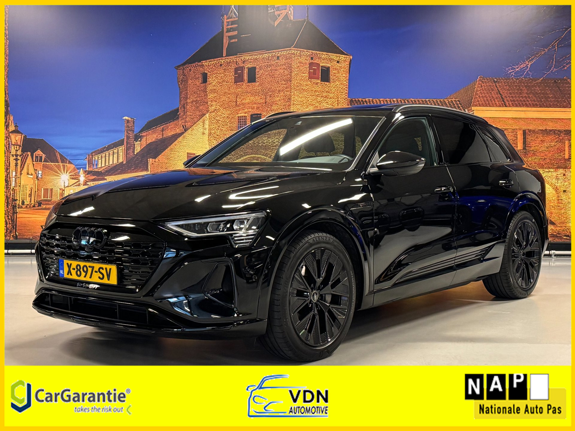 Audi Q8 55 E-tron 55 quattro Advanced Edition 115 kWh Panodak Carplay 2024 - voorkant