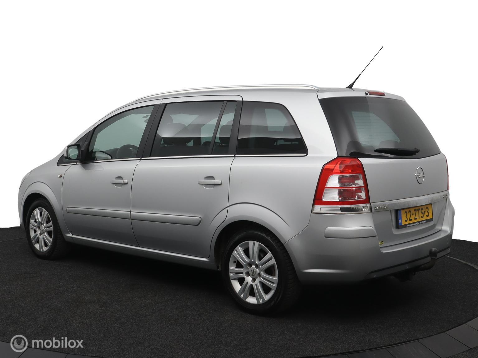 Foto van Opel Zafira