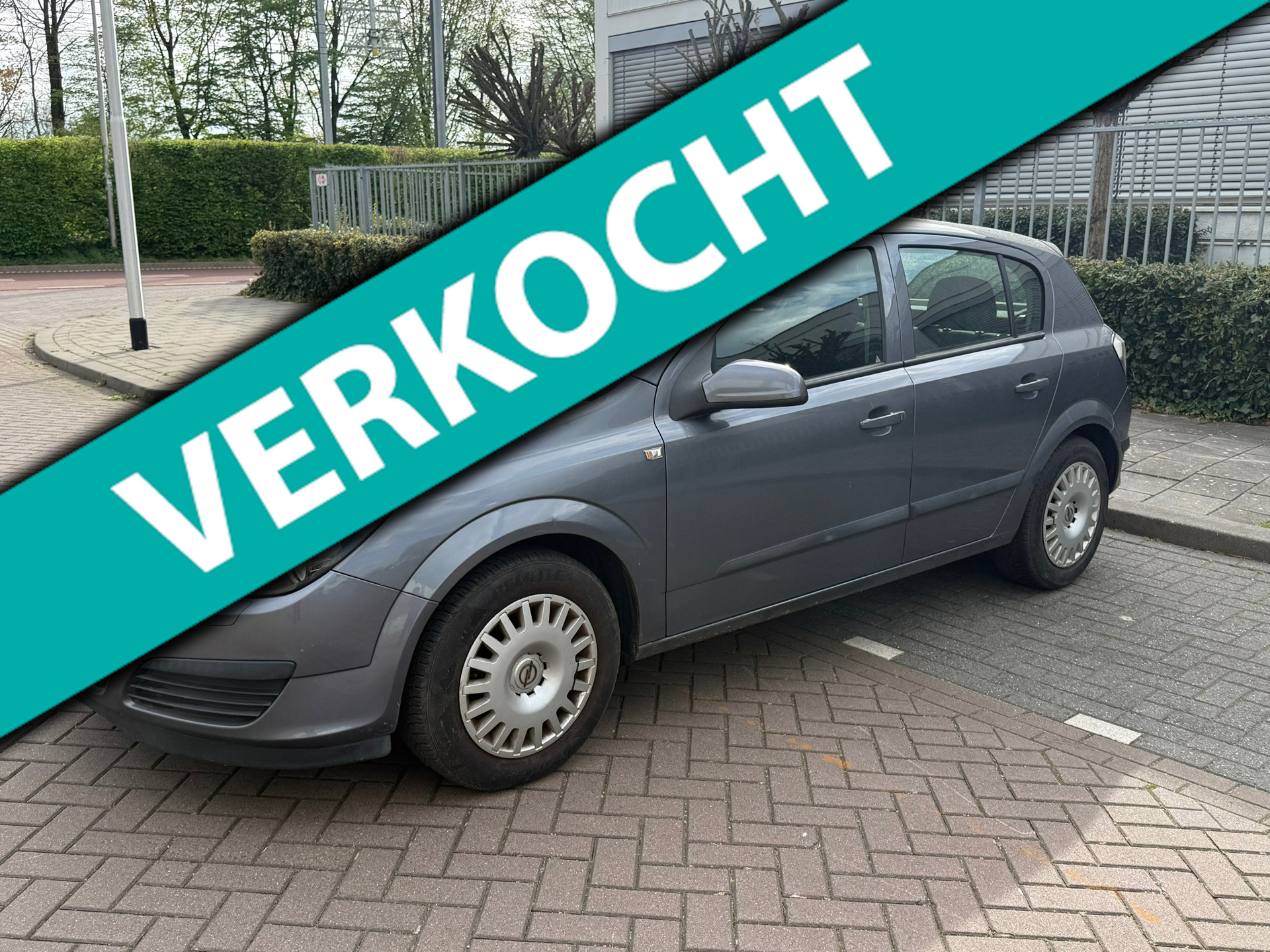 Opel Astra 1.6 AUTOMAAT | AIRCO | CRUISE | TREKHAAK | NAP | 2005 - voorkant