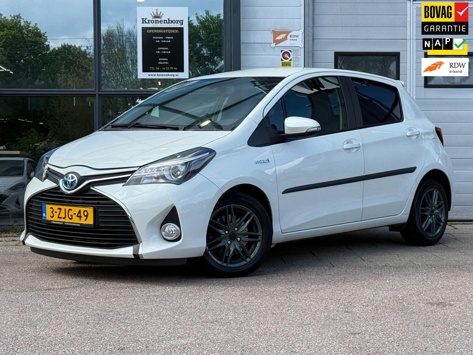 Foto van TOYOTA TOYOTA YARIS HYBRID