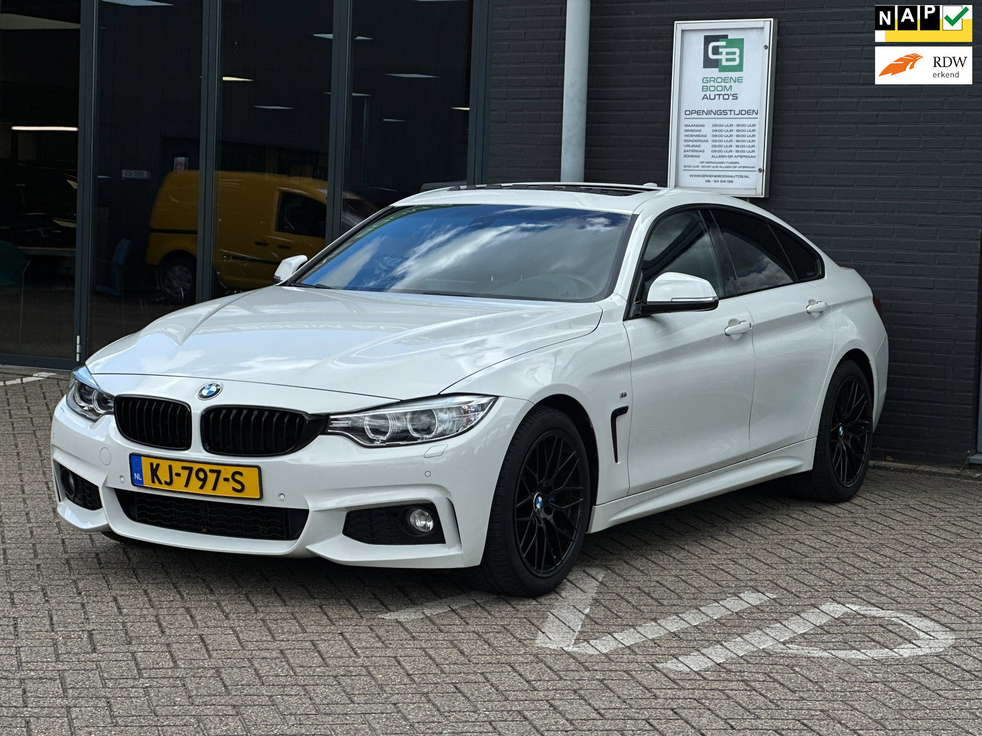 BMW 420i 420i Centennial Executive/1STE EIG/PANODAK/NAVI/NL-AUTO NAP!! 2016 - voorkant