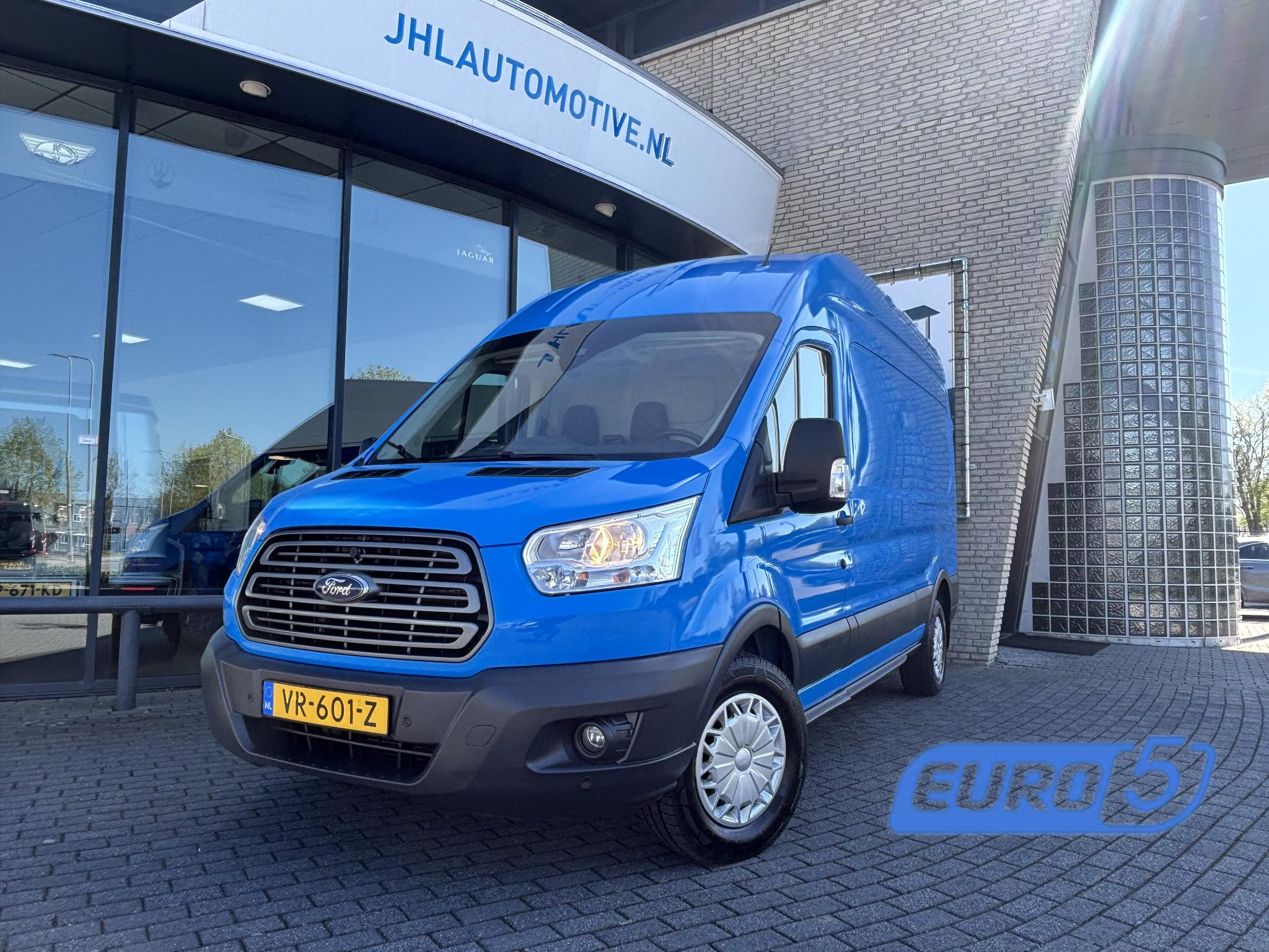 Ford Transit 350 2.2 TDCI L3H2 Trend 2015 - voorkant