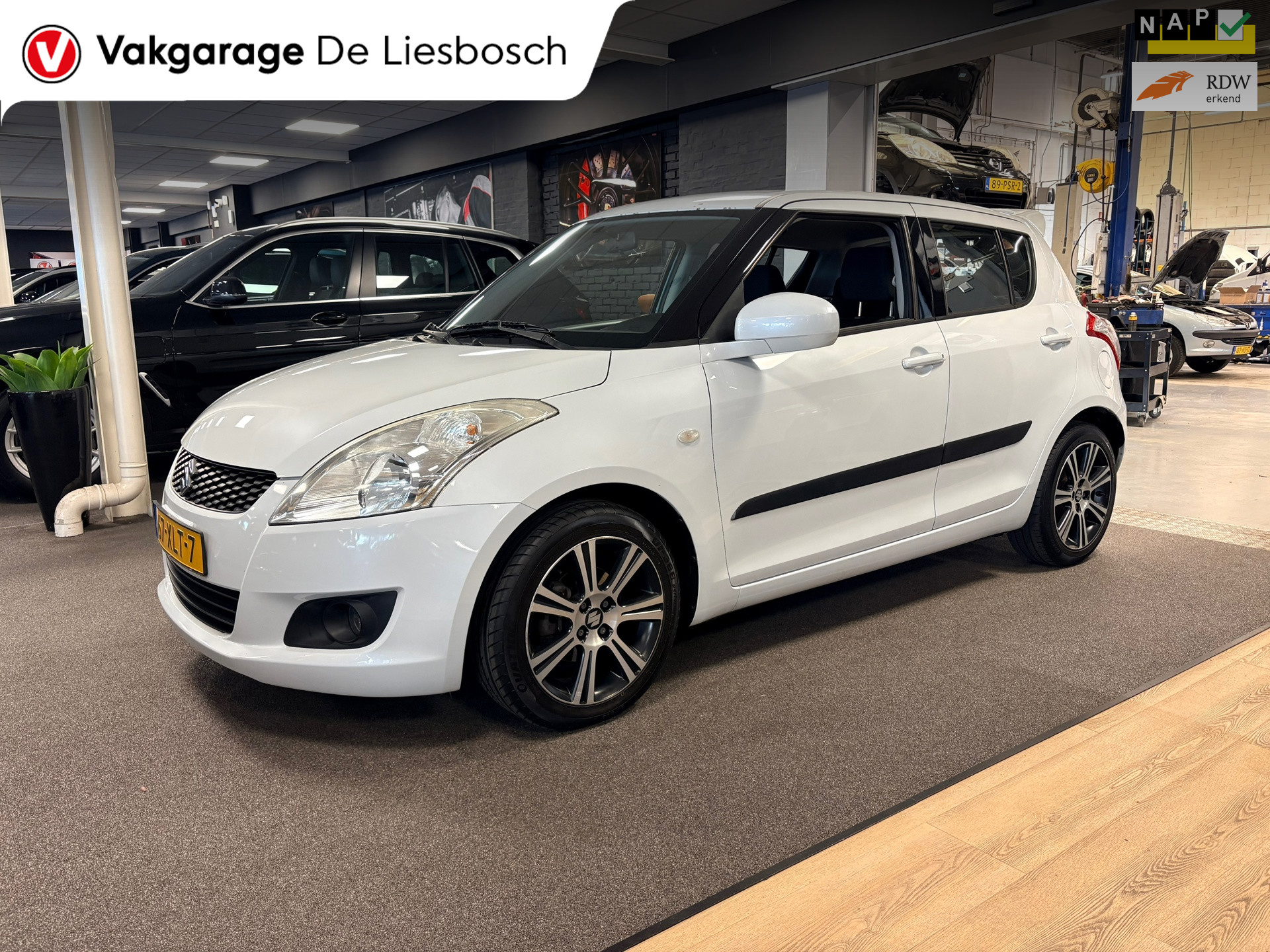 Foto van SUZUKI SWIFT
