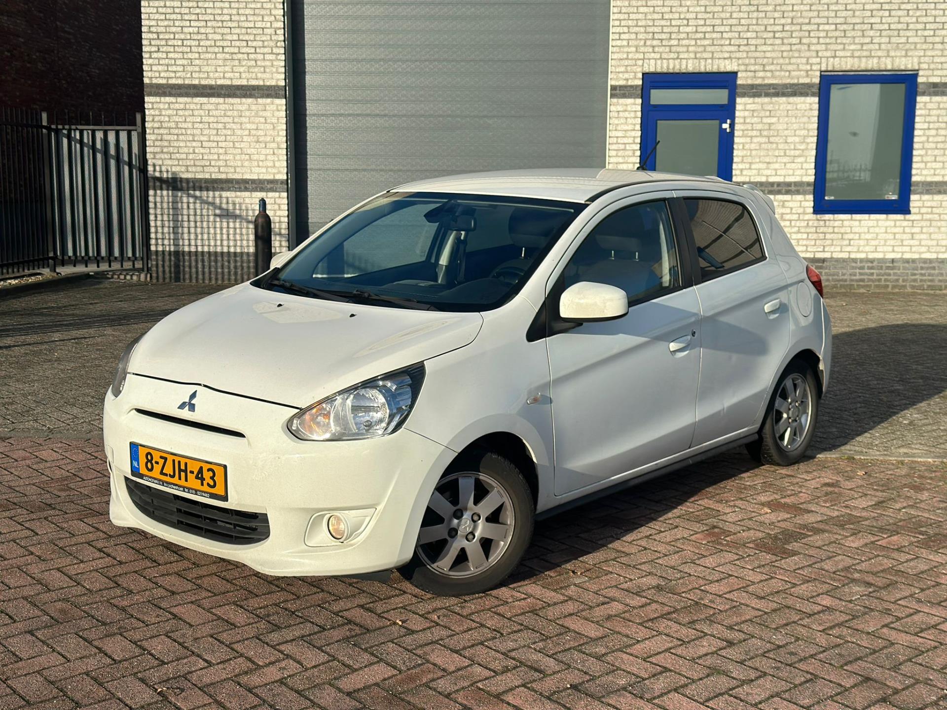 Foto van MITSUBISHI MITSUBISHI SPACE STAR