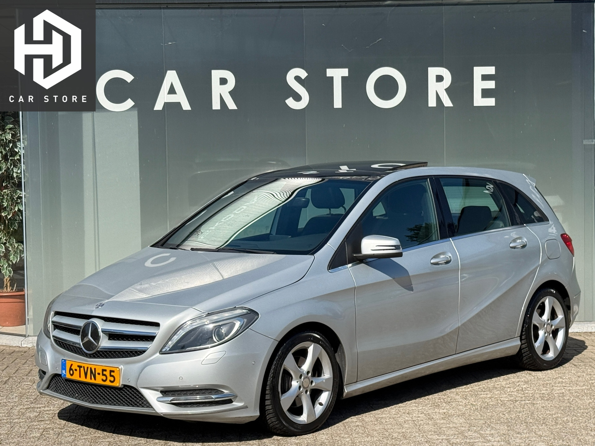 Foto van MERCEDES-BENZ B 180
