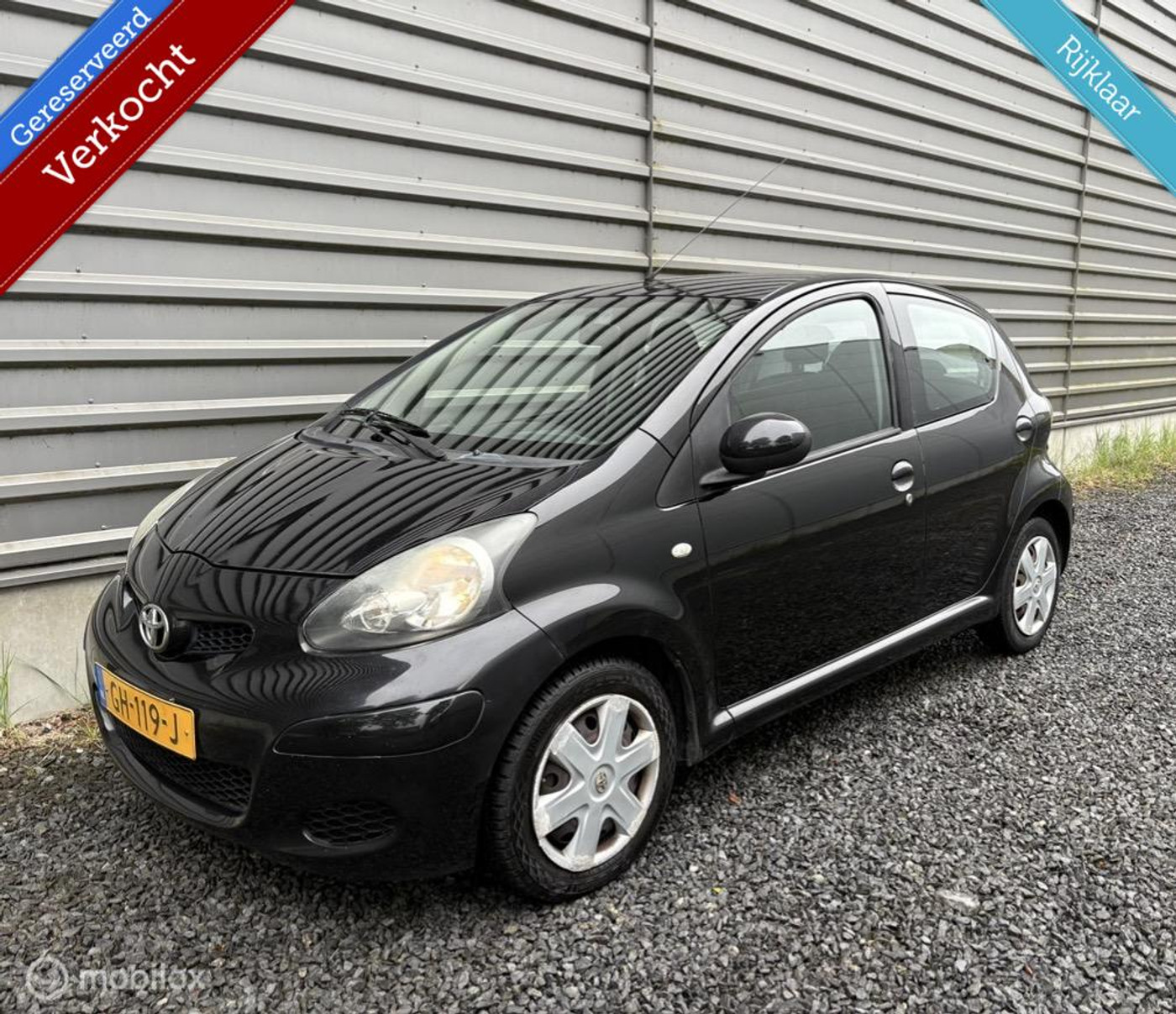 Toyota Toyota Aygo 1.0-12V Aspiration Green 2009 - voorkant