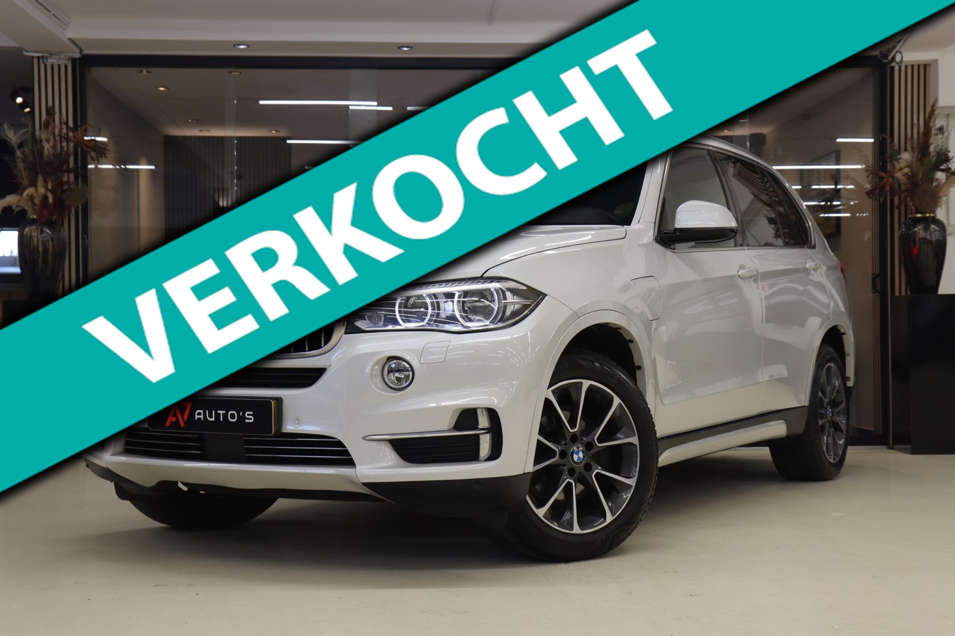 Foto van BMW X5 XDRIVE40E