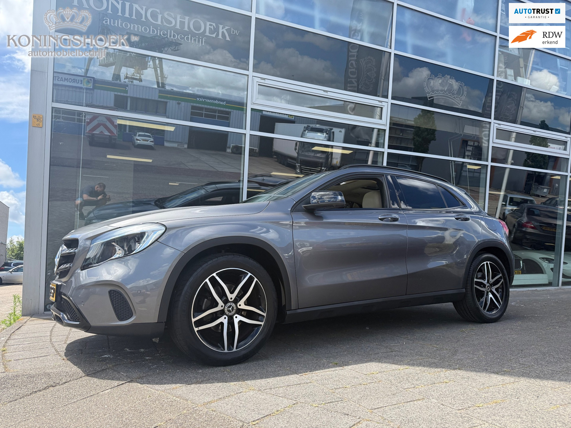 Foto van MERCEDES-BENZ GLA 180
