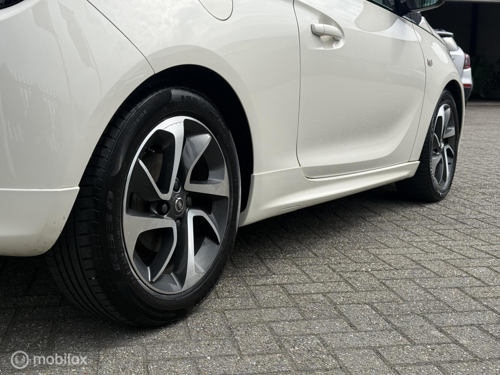 Foto van Opel Adam