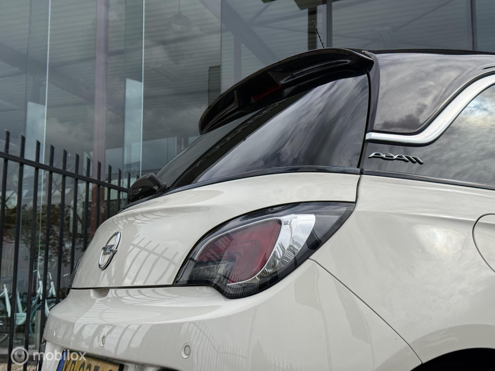 Foto van Opel Adam