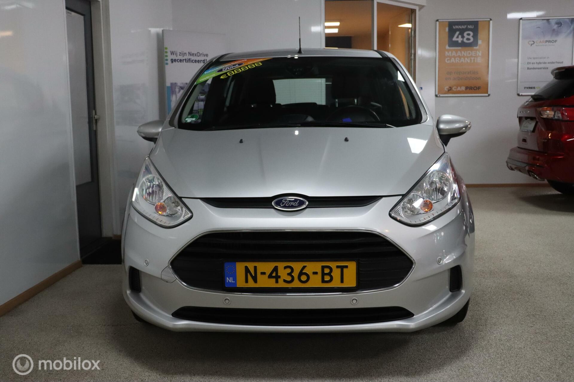 Foto van Ford B-max