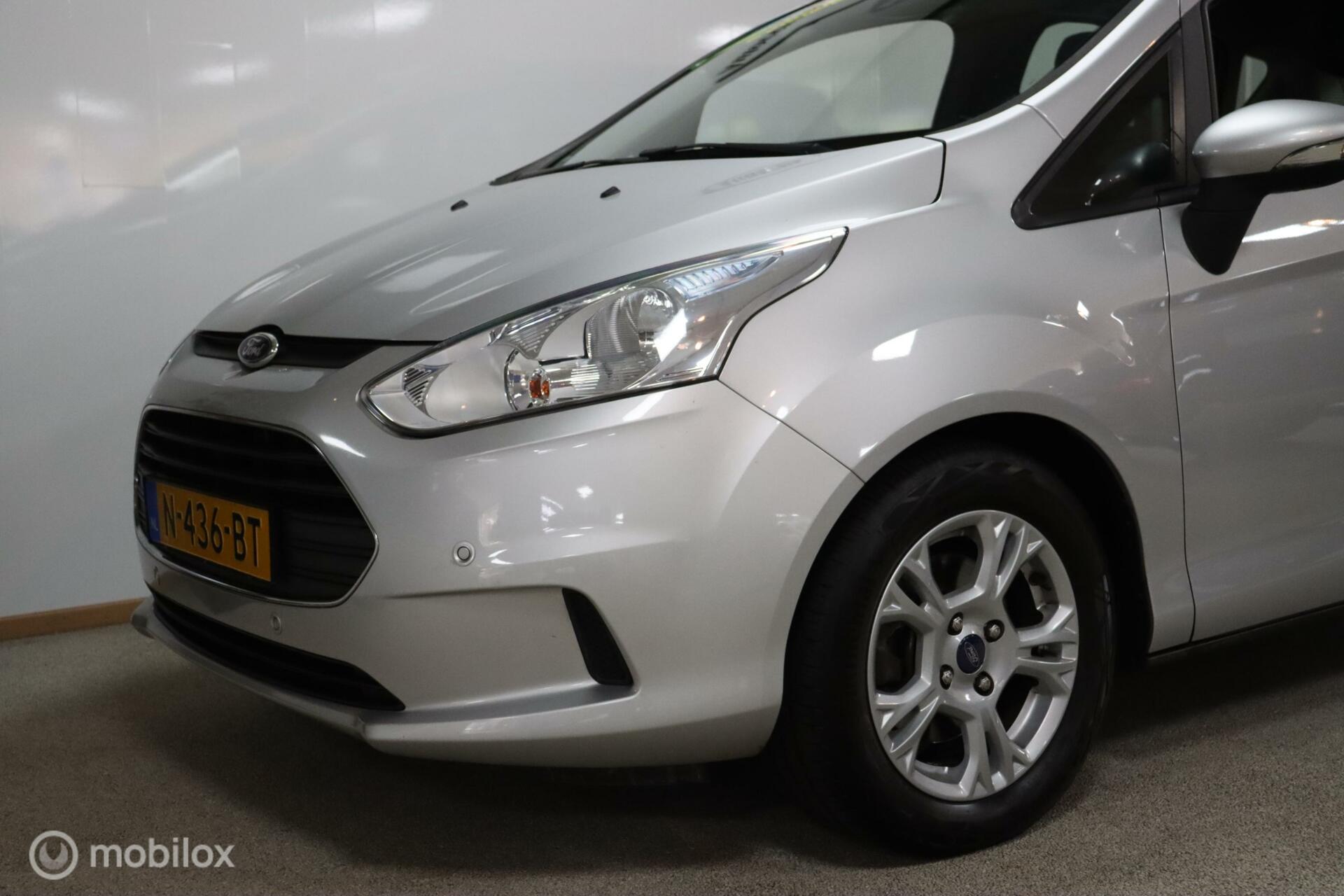 Foto van Ford B-max