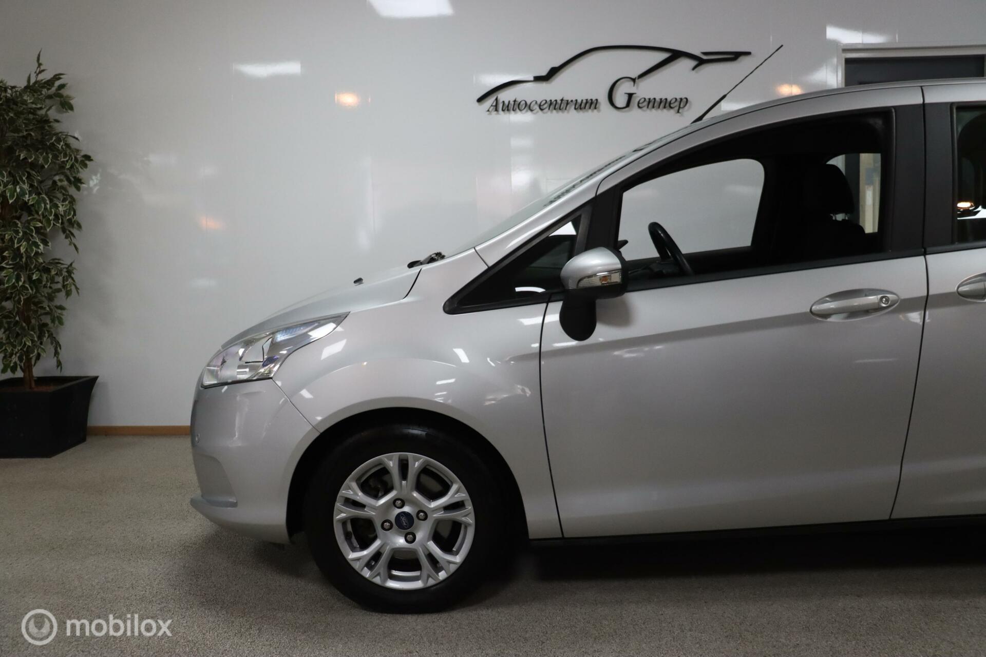 Foto van Ford B-max