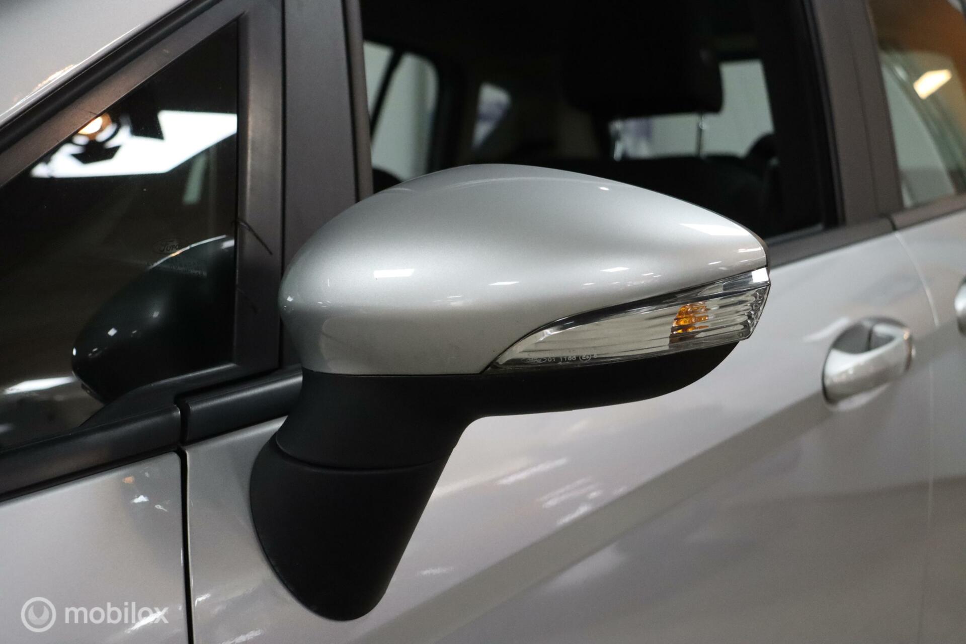 Foto van Ford B-max