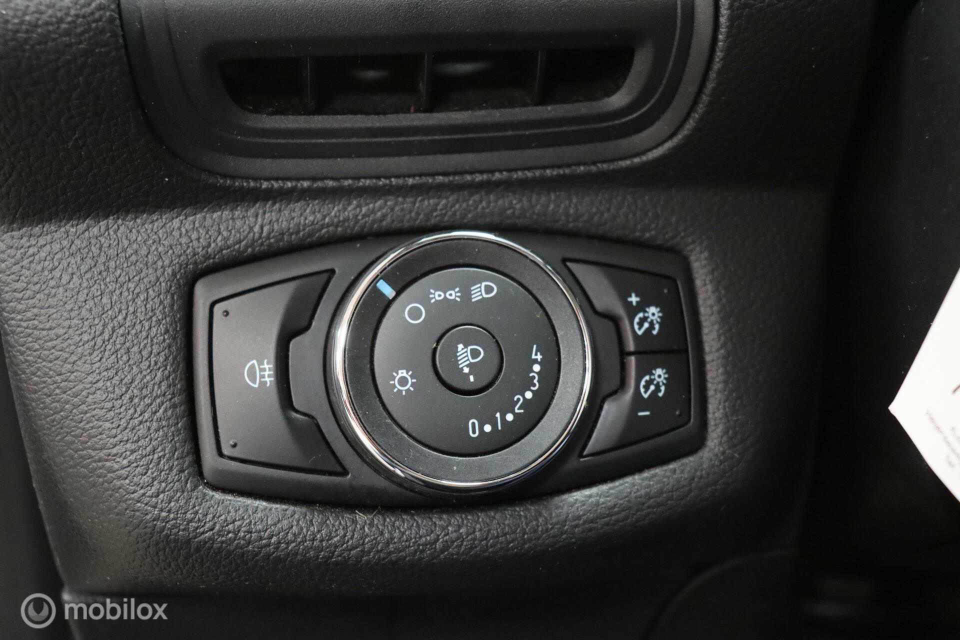 Foto van Ford B-max