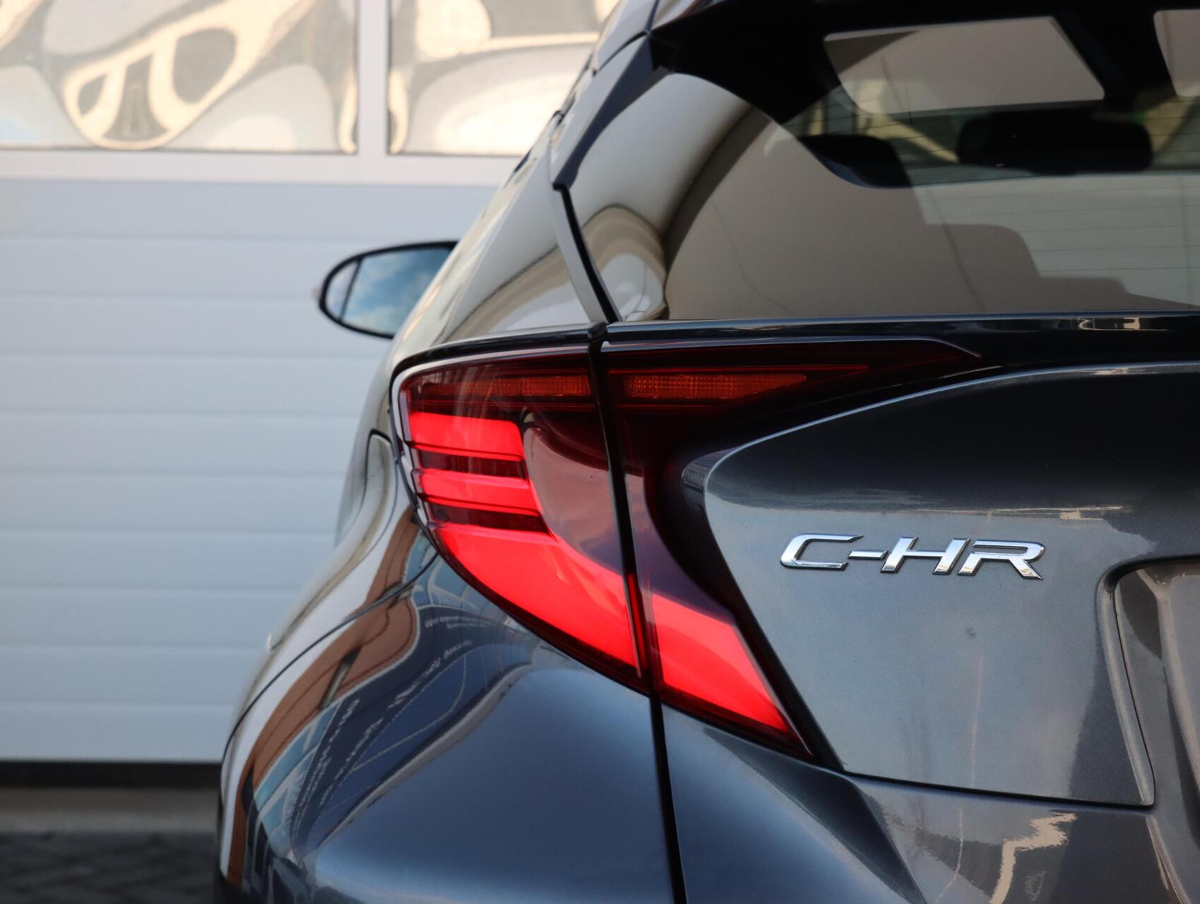 Foto van Toyota Toyota C-hr