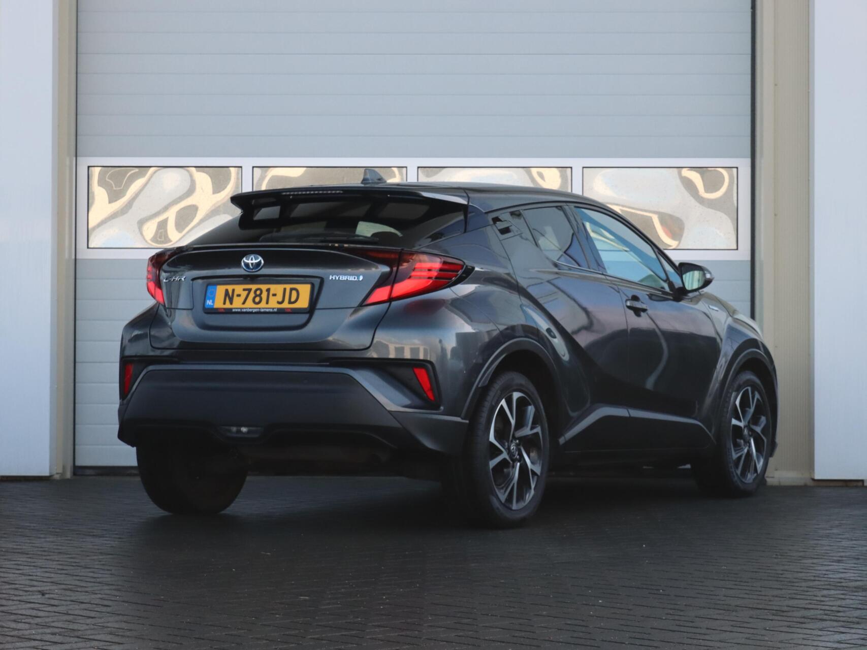 Foto van Toyota Toyota C-hr