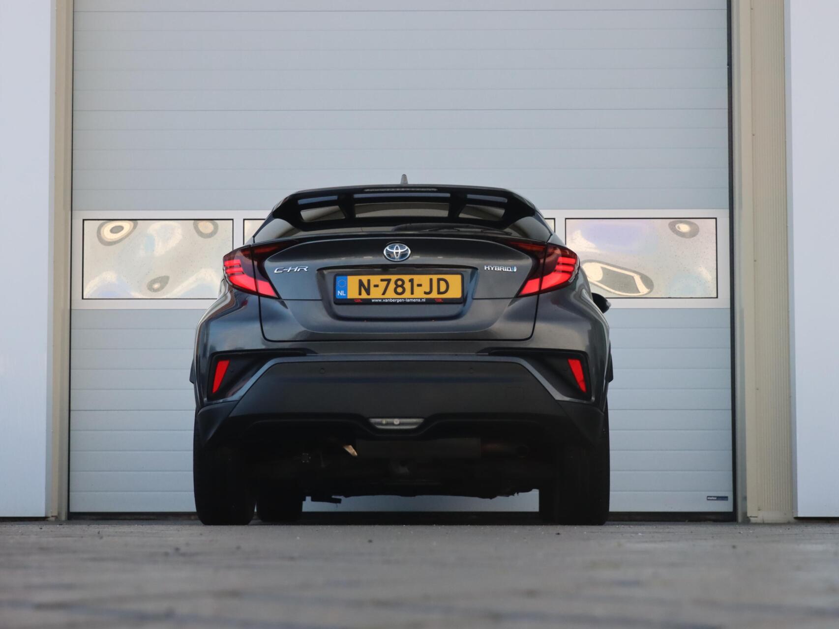 Foto van Toyota Toyota C-hr