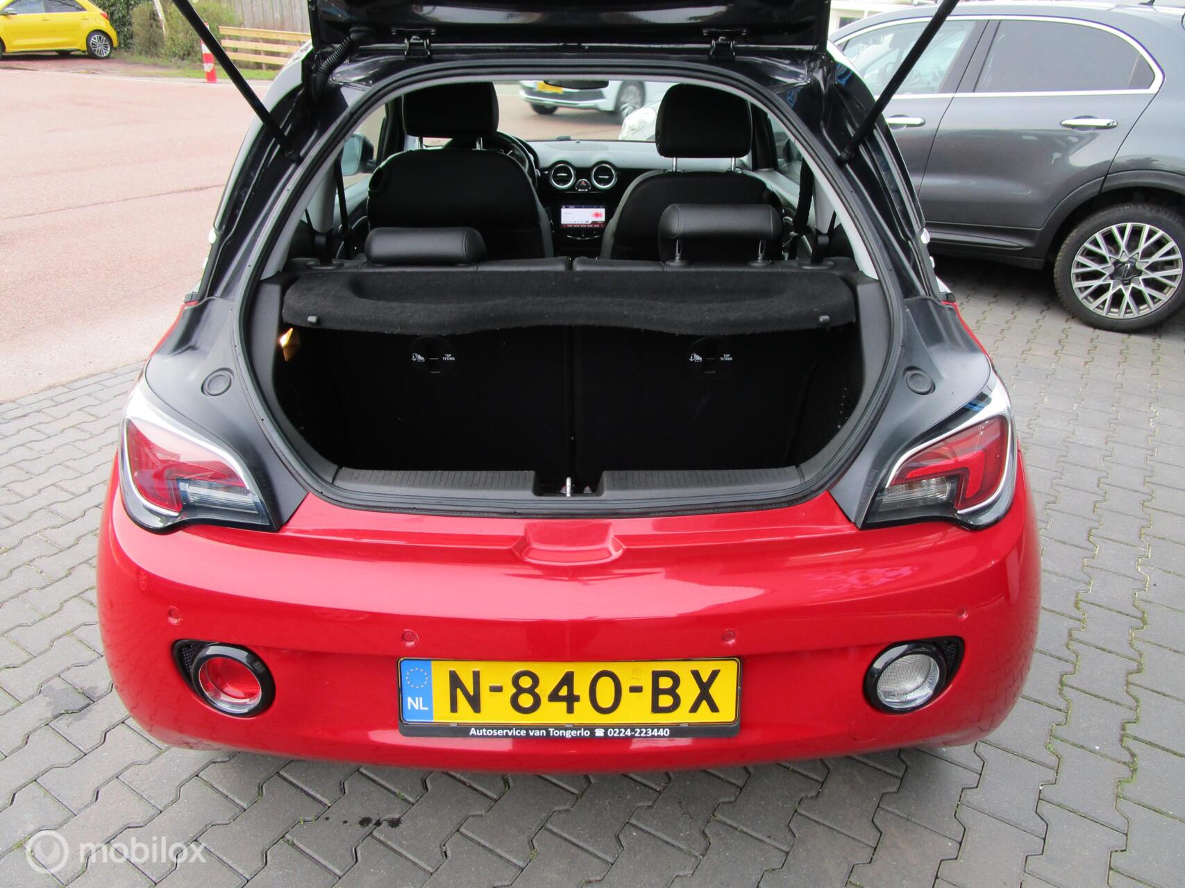 Foto van Opel Adam