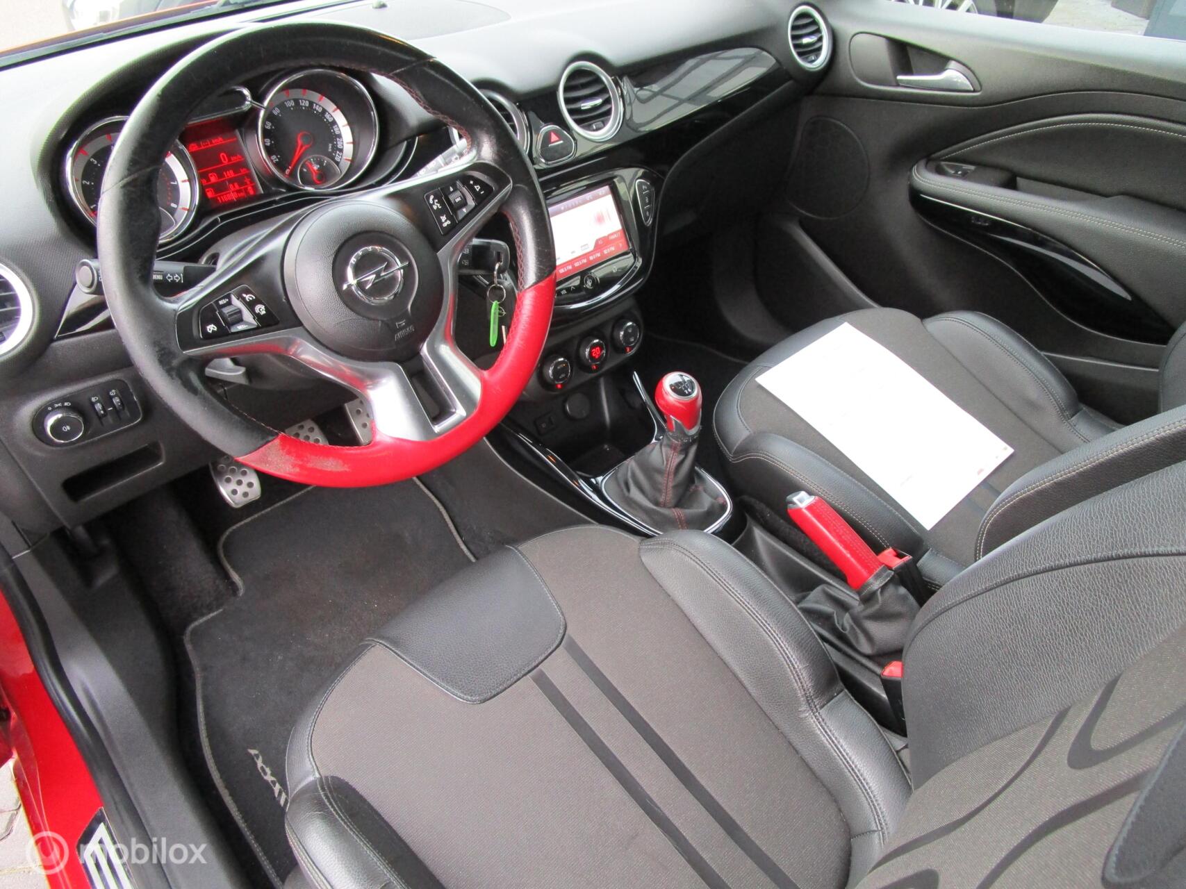 Foto van Opel Adam