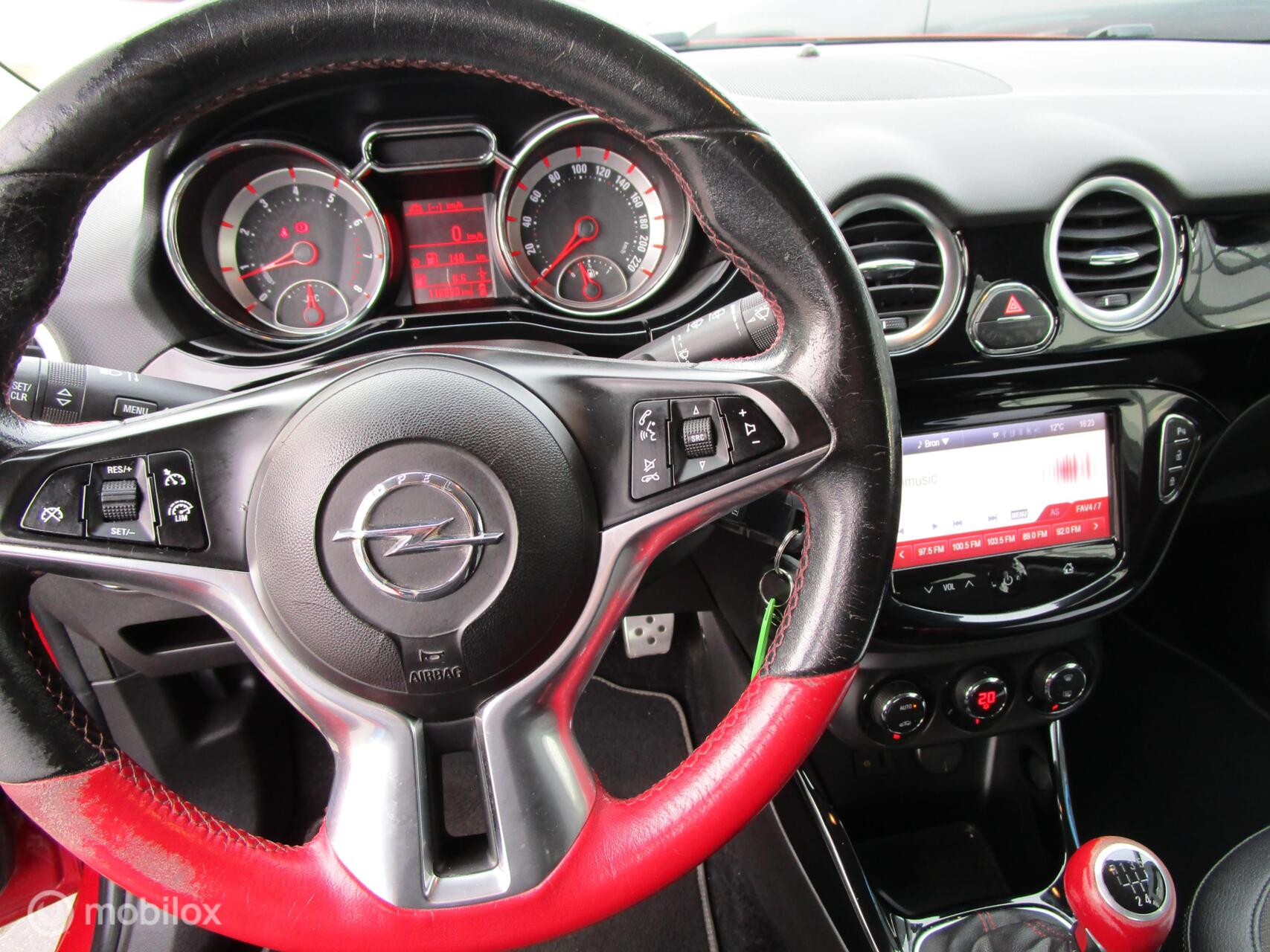 Foto van Opel Adam