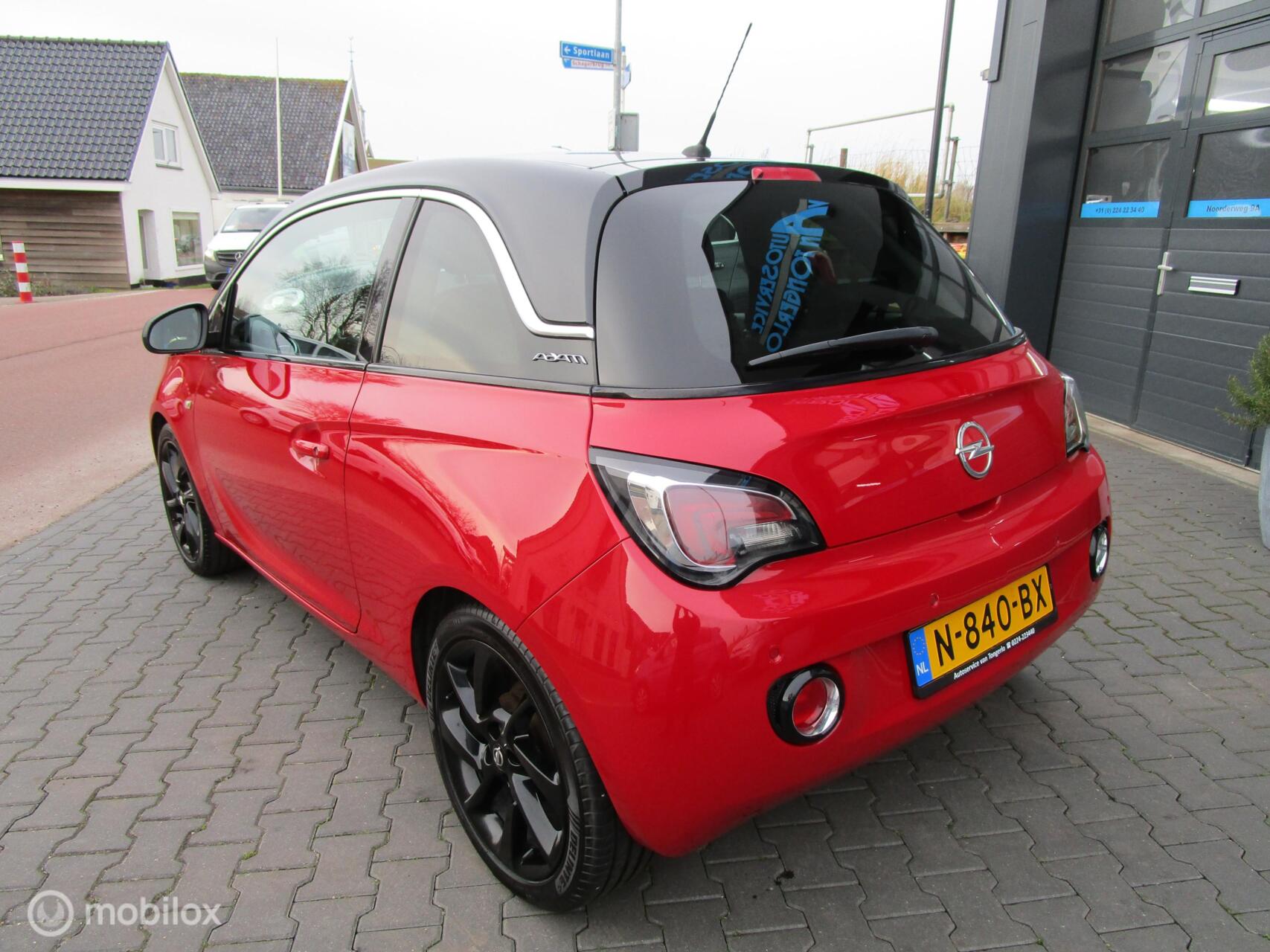 Foto van Opel Adam