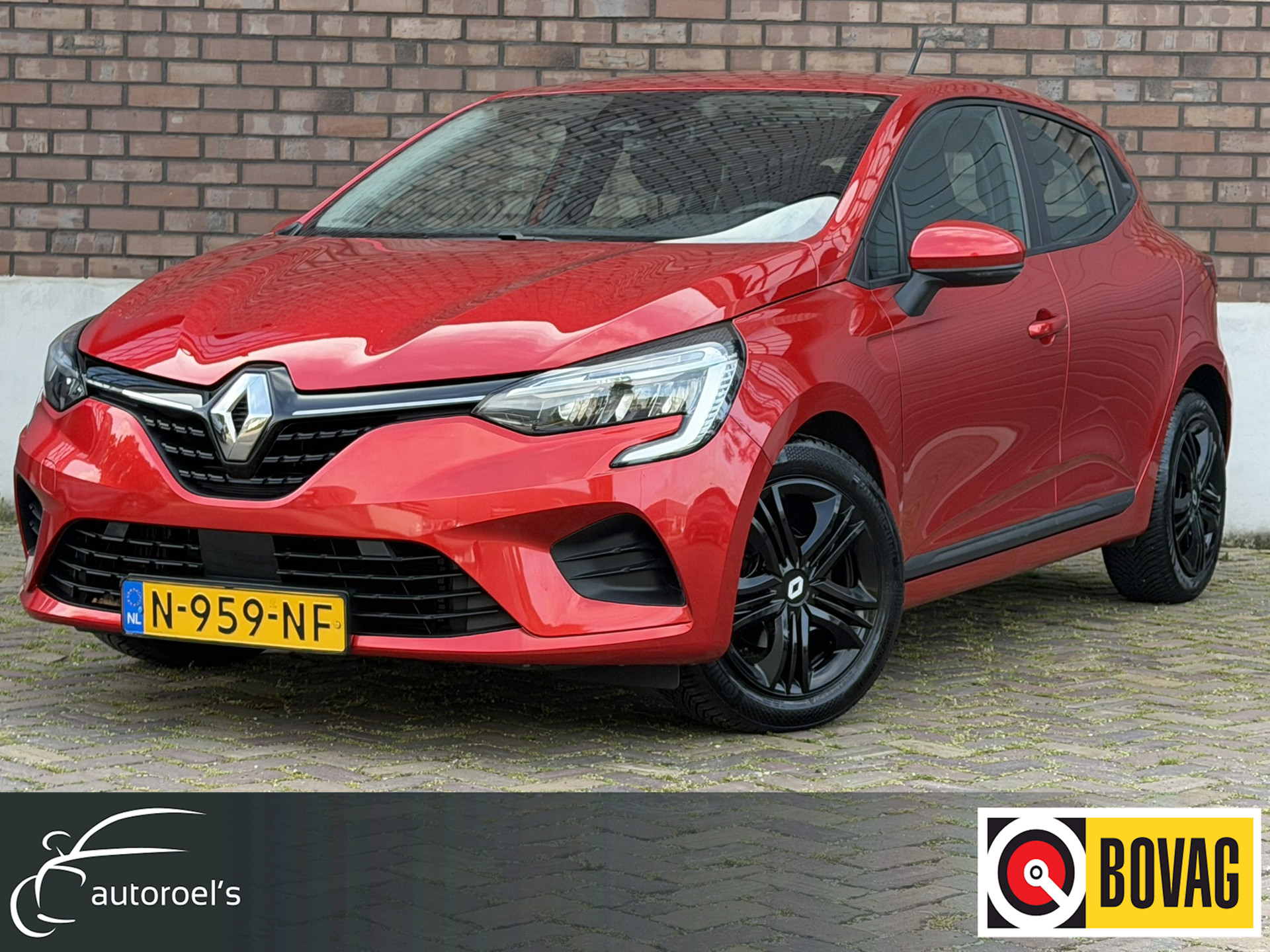 Renault Clio 1.0 TCe  / Navigatie / Apple CarPlay - Android / 1e Eigenaar / ALL-Season banden / Cruise Control / PDC met optische w 2021 - voorkant