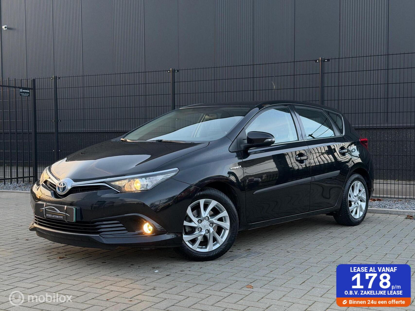 Toyota Toyota Auris 1.8 Hybrid Executive |NAP|CAMERA|CRUISE|AIRCO| 2016 - voorkant