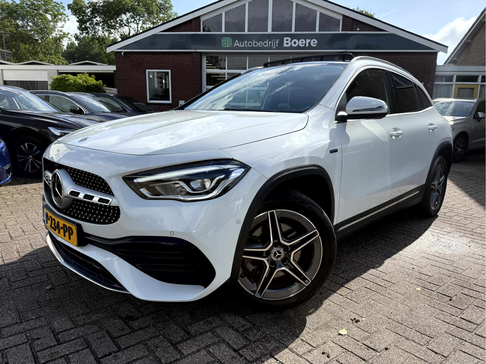Mercedes-Benz Gla 250 E 250 e Business Solution AMG Limited 2021 - voorkant
