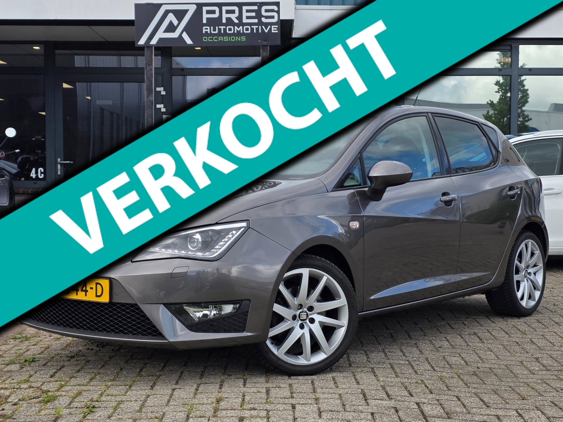 Seat Ibiza 1.0 EcoTSI FR Connect |CLIMA|CRUISE|NAVI|CAMERA 2017 - voorkant
