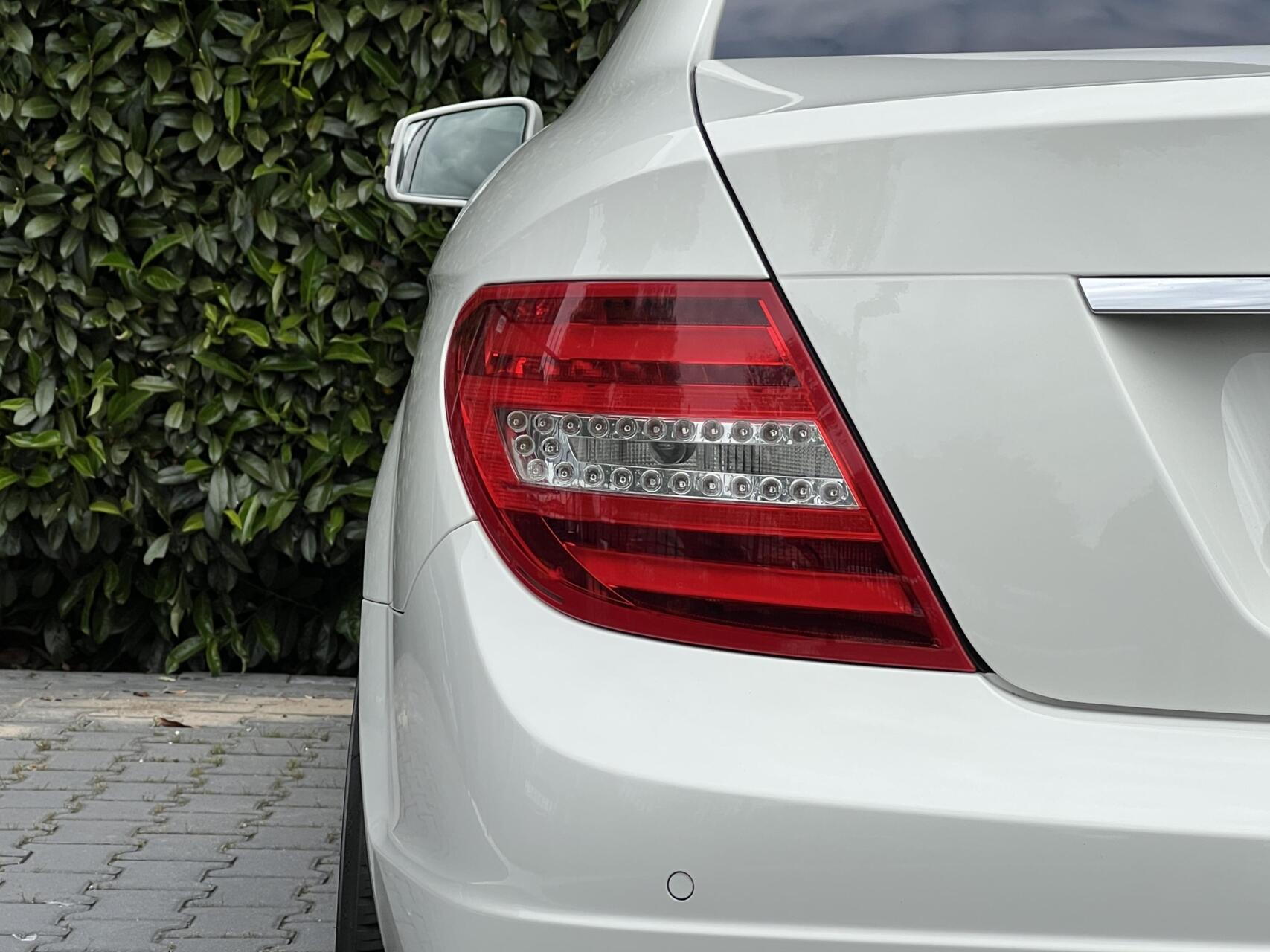 Foto van Mercedes-Benz C 180