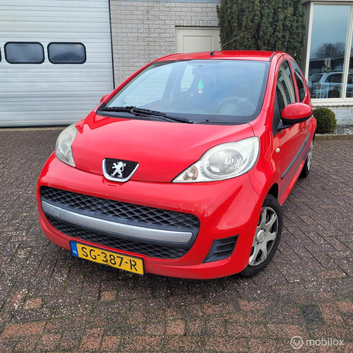 Foto van PEUGEOT PEUGEOT 107