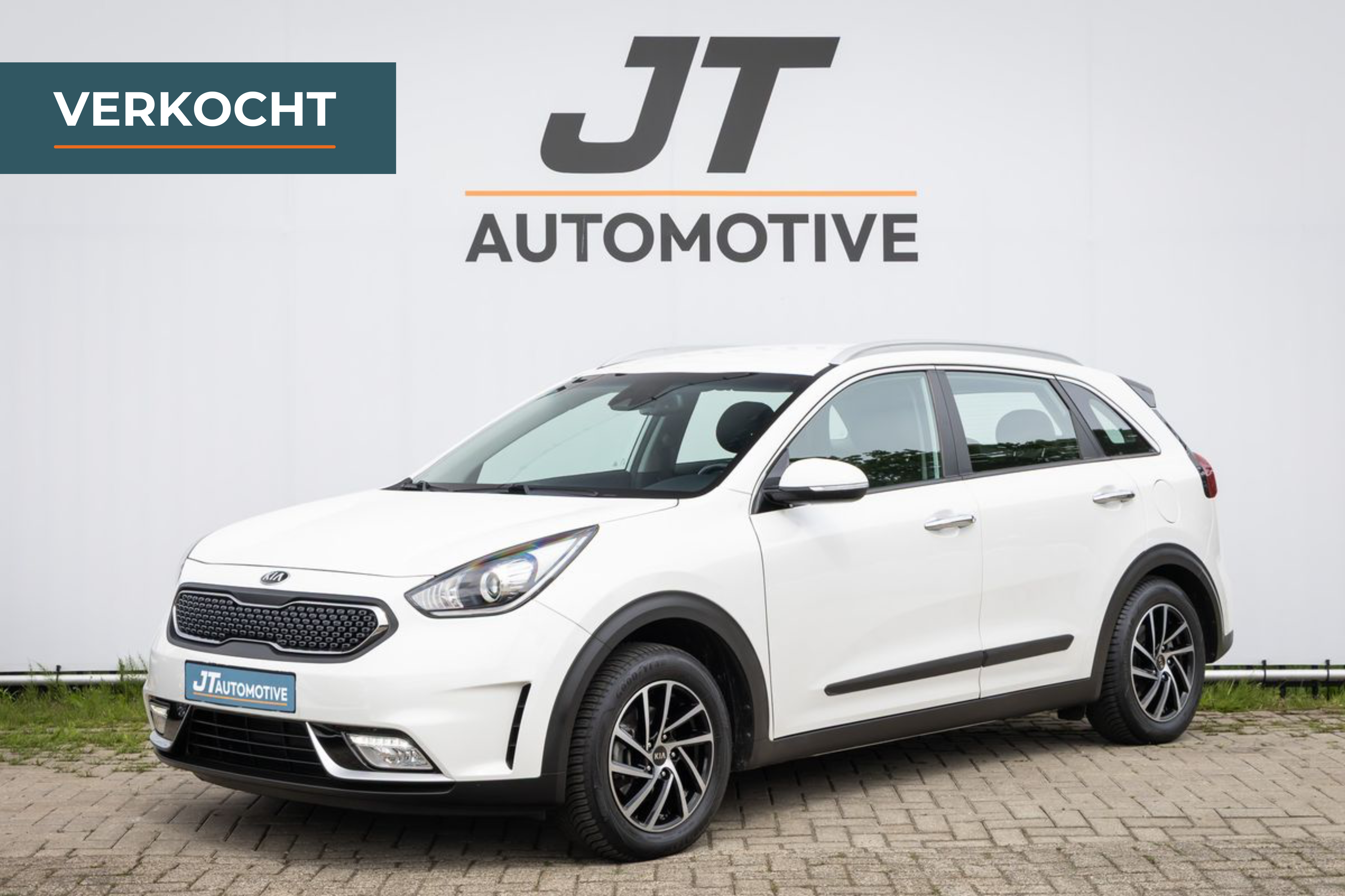 Kia Niro 1.6 GDi Dynamicline NLAUTO  Trekhaak | Camera | half ledere bekleding | Carplay | Cruise Control 2018 - voorkant