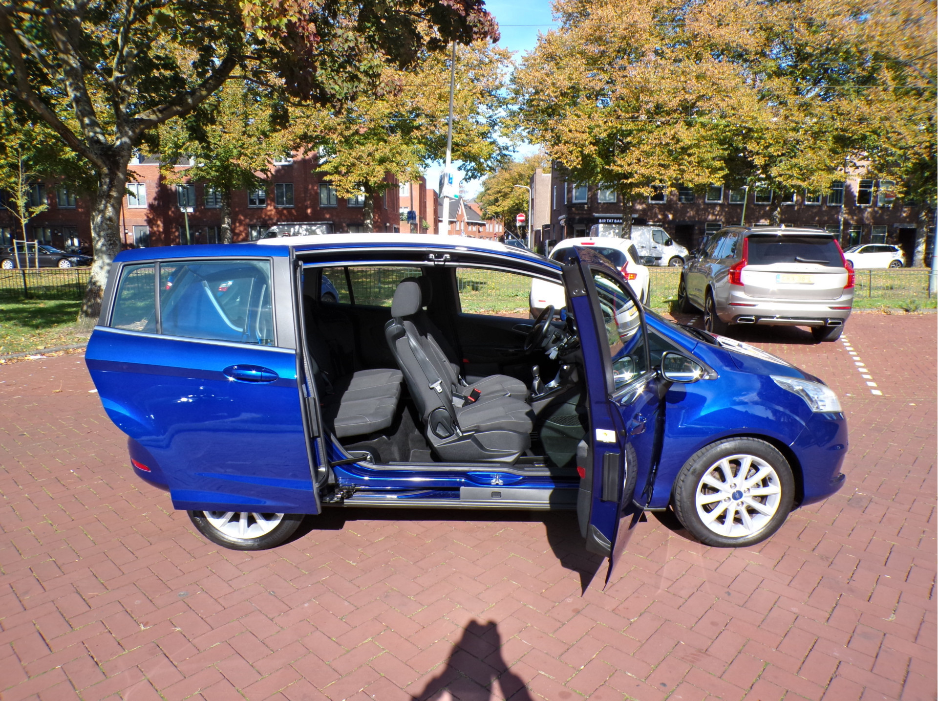 Foto van Ford B-max
