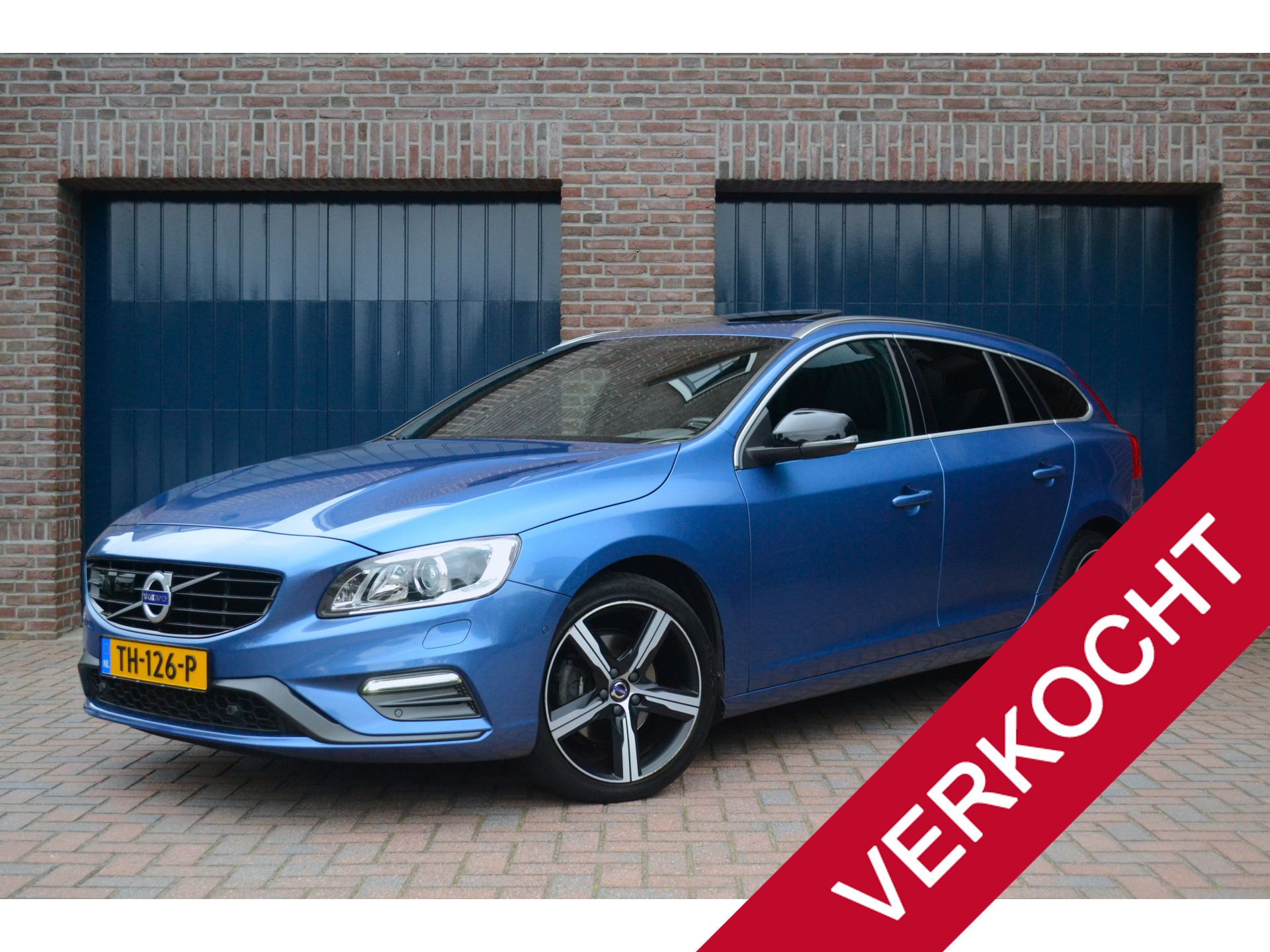 Volvo V60 2.0 T4 Automaat R-Design Sport 2018 - voorkant