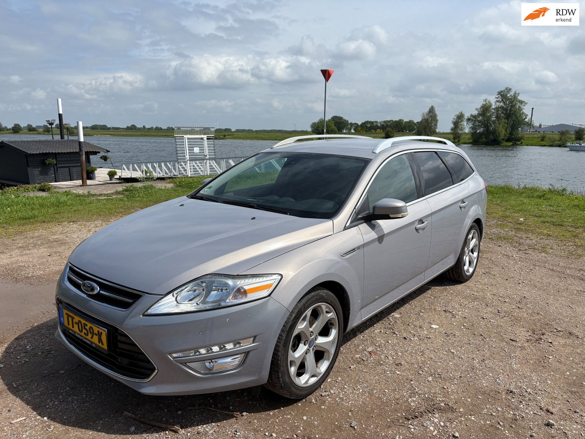 Foto van FORD MONDEO